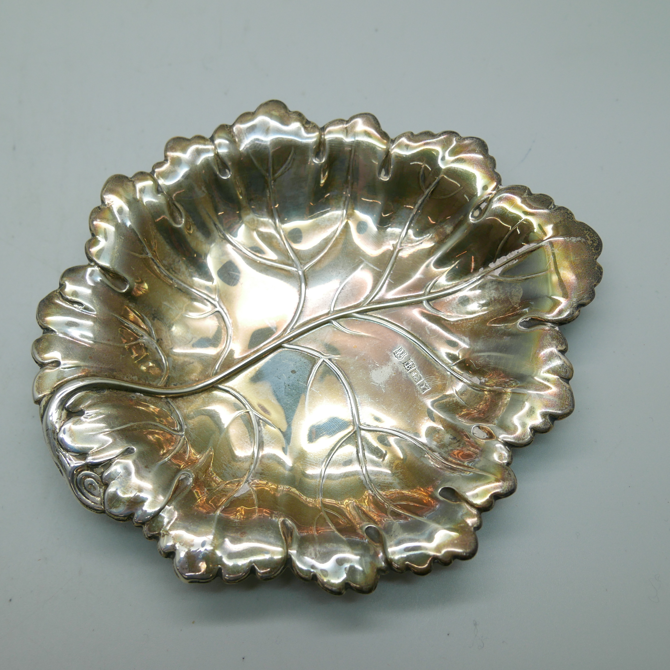 Two silver dishes, 173g - Image 3 of 5