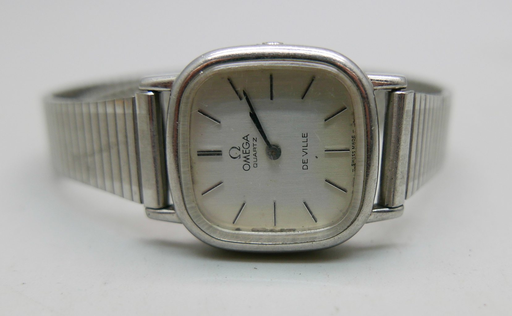 Three lady's Omega DeVille quartz wristwatches - Bild 2 aus 4