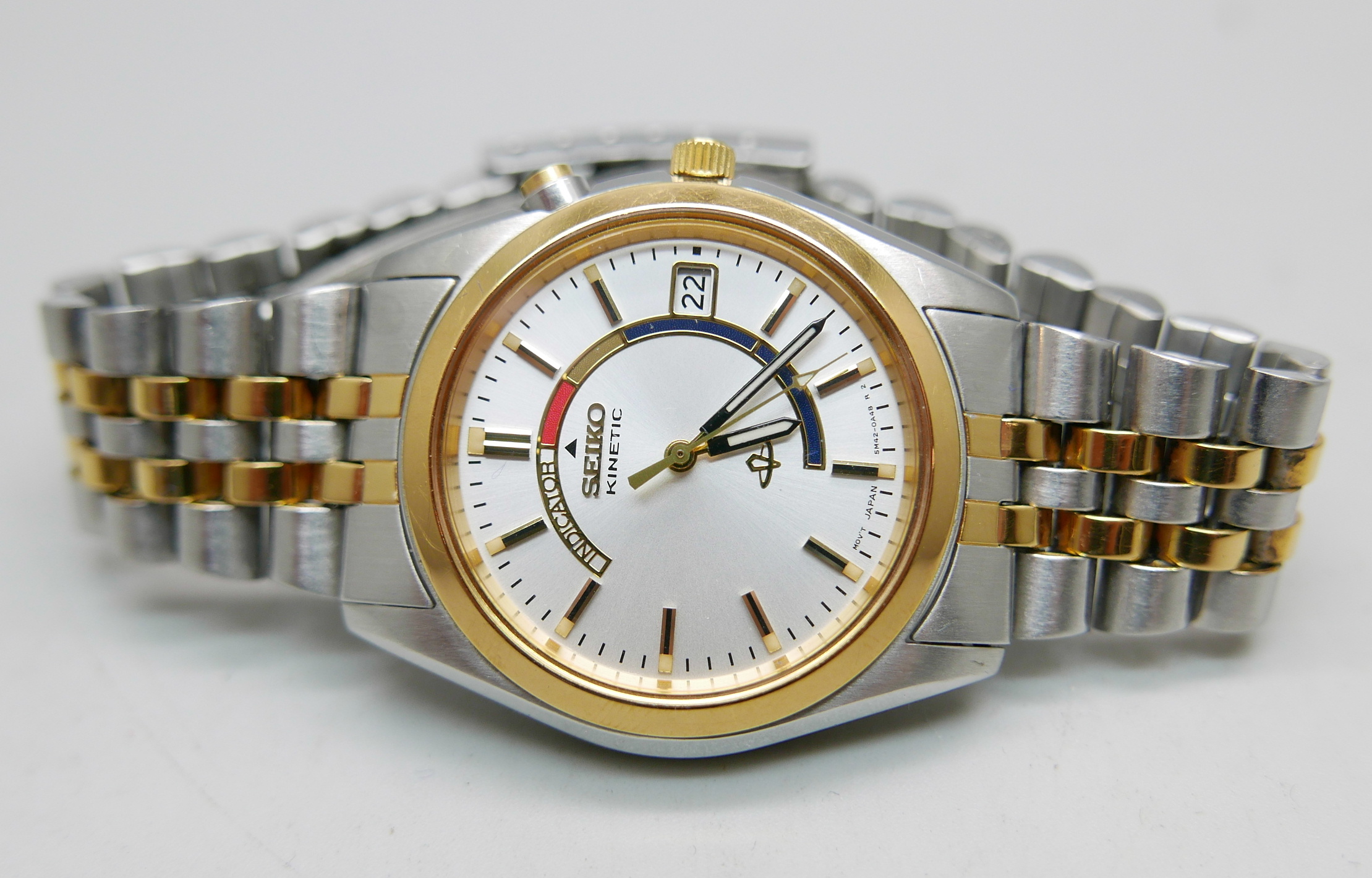 A gentleman's Seiko 5M42-OA30 Kinetic wristwatch, with Seiko box - Image 2 of 2