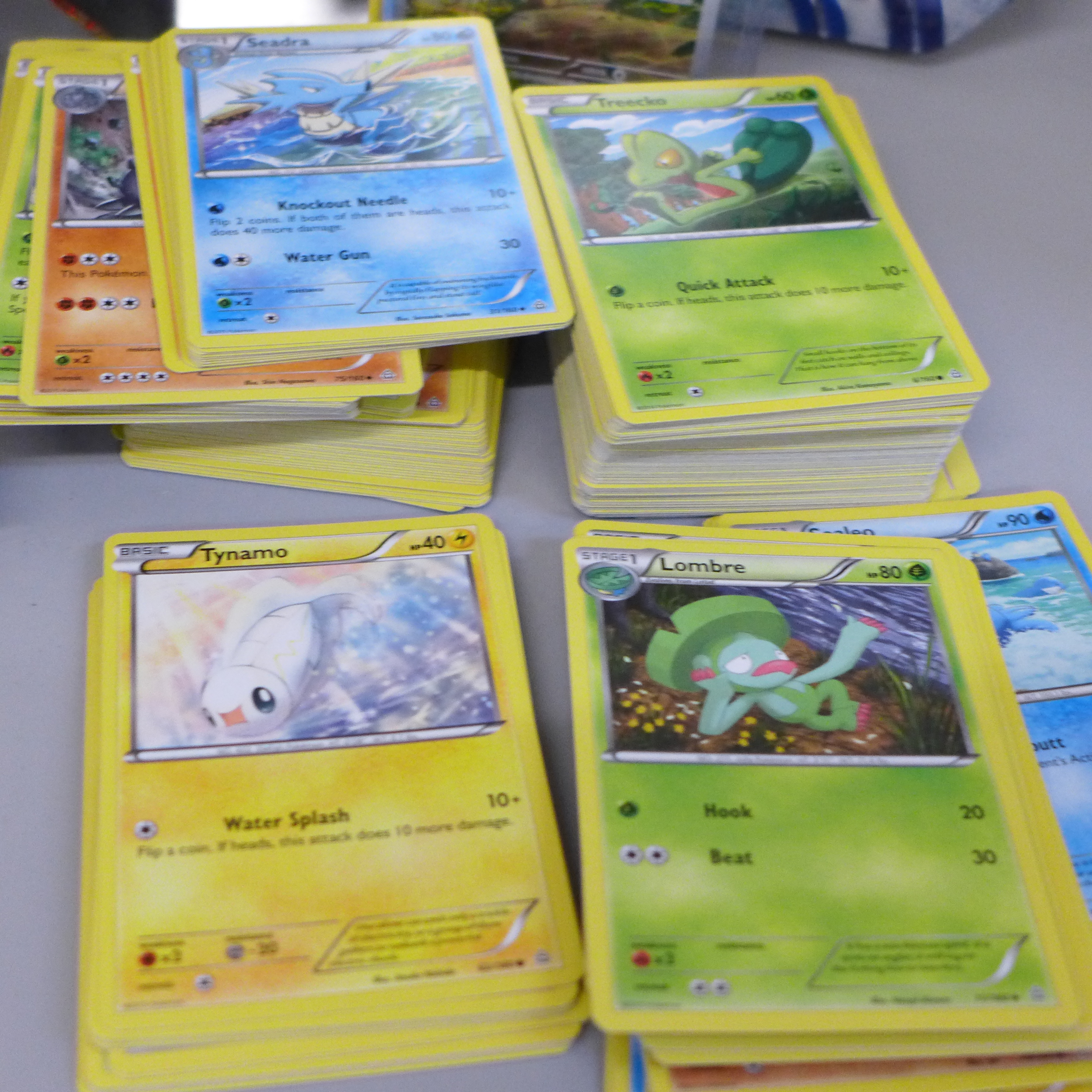 A large quantity of Pokemon cards in collectors tins - Image 2 of 7