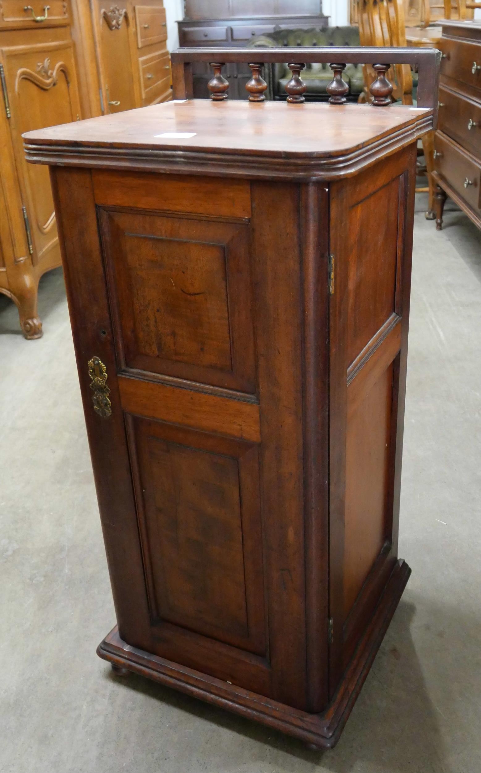 A Victorian mahogany pot cupboard - Image 2 of 2