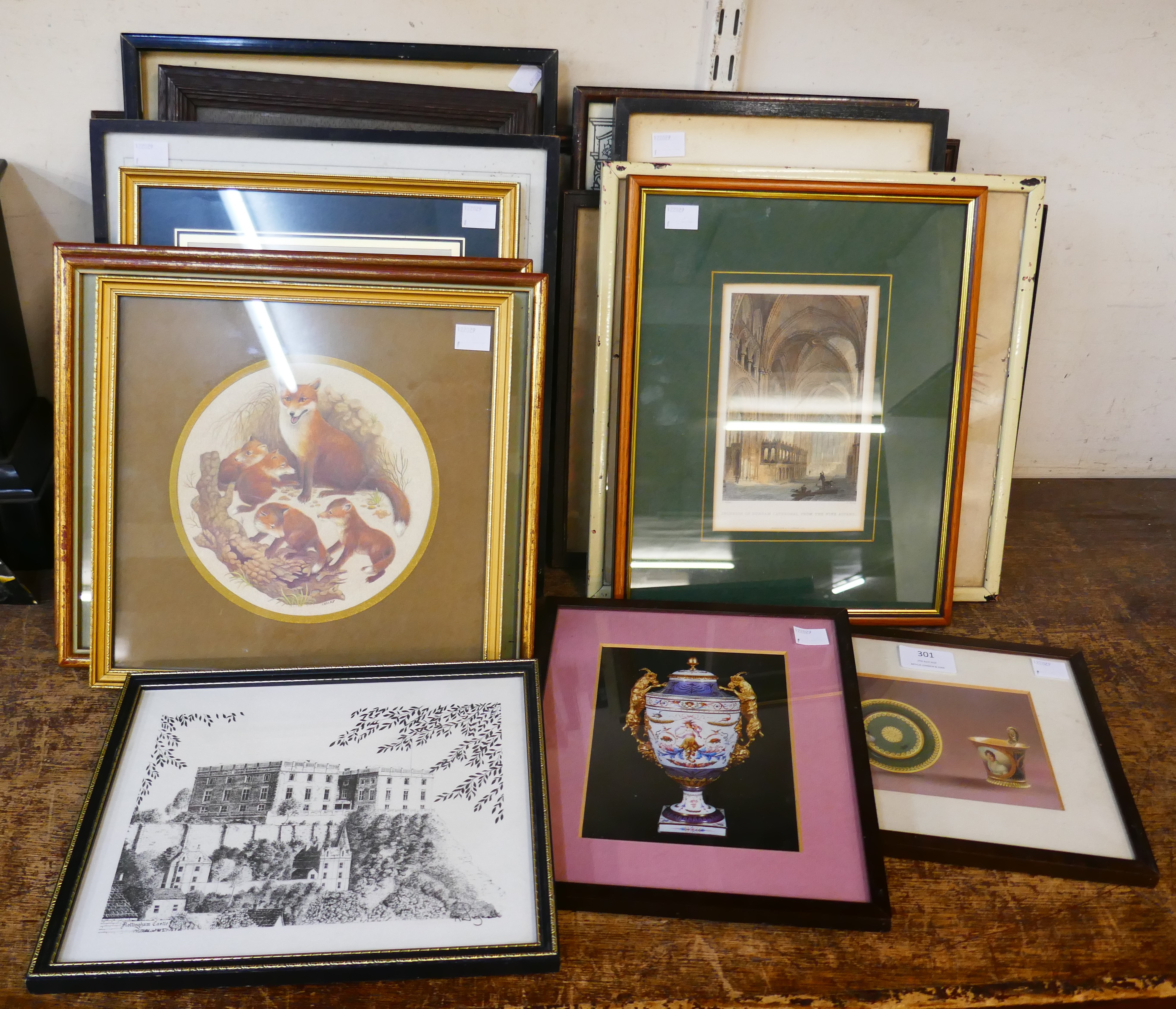 Assorted pictures and engravings