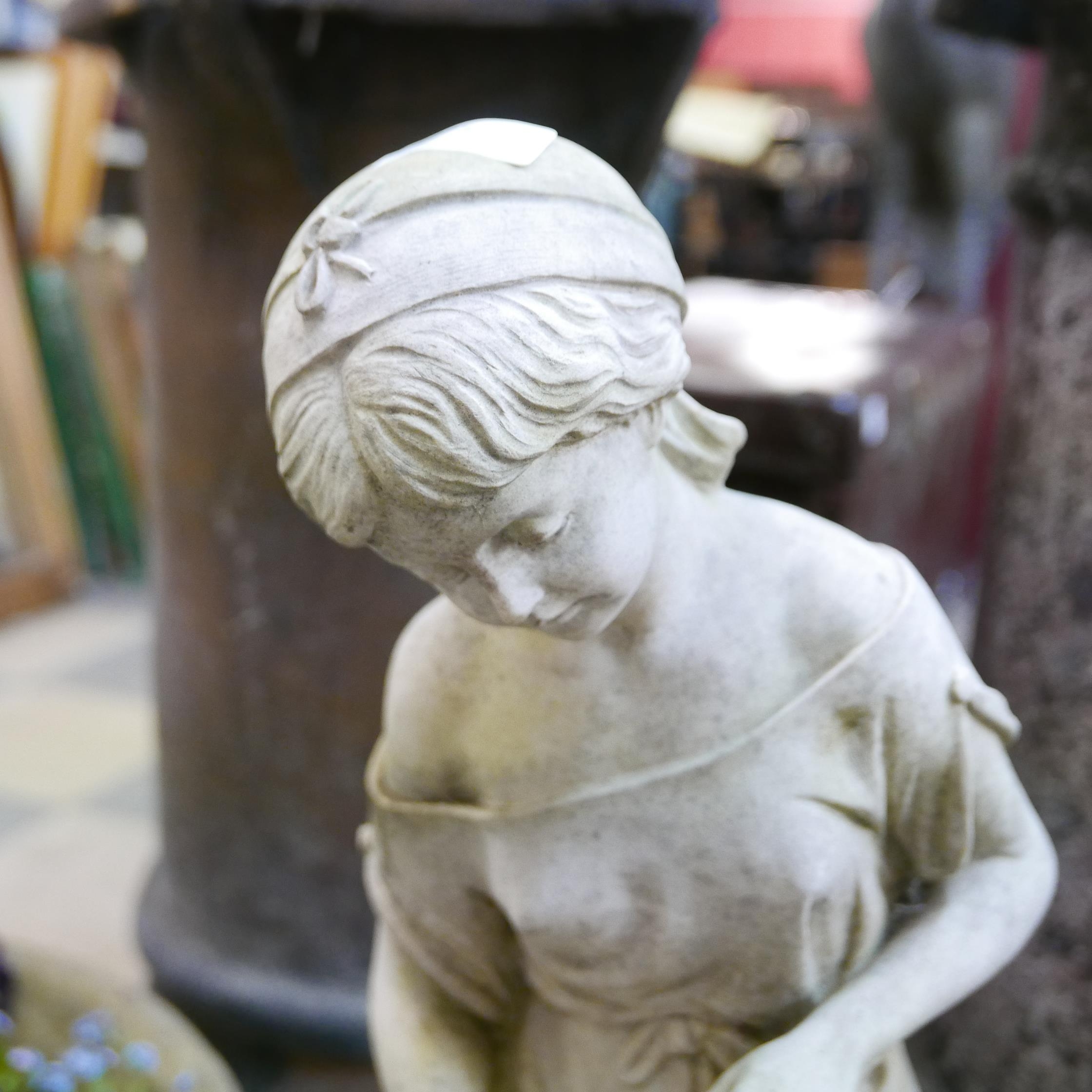 A concrete garden figure of a girl - Image 2 of 2