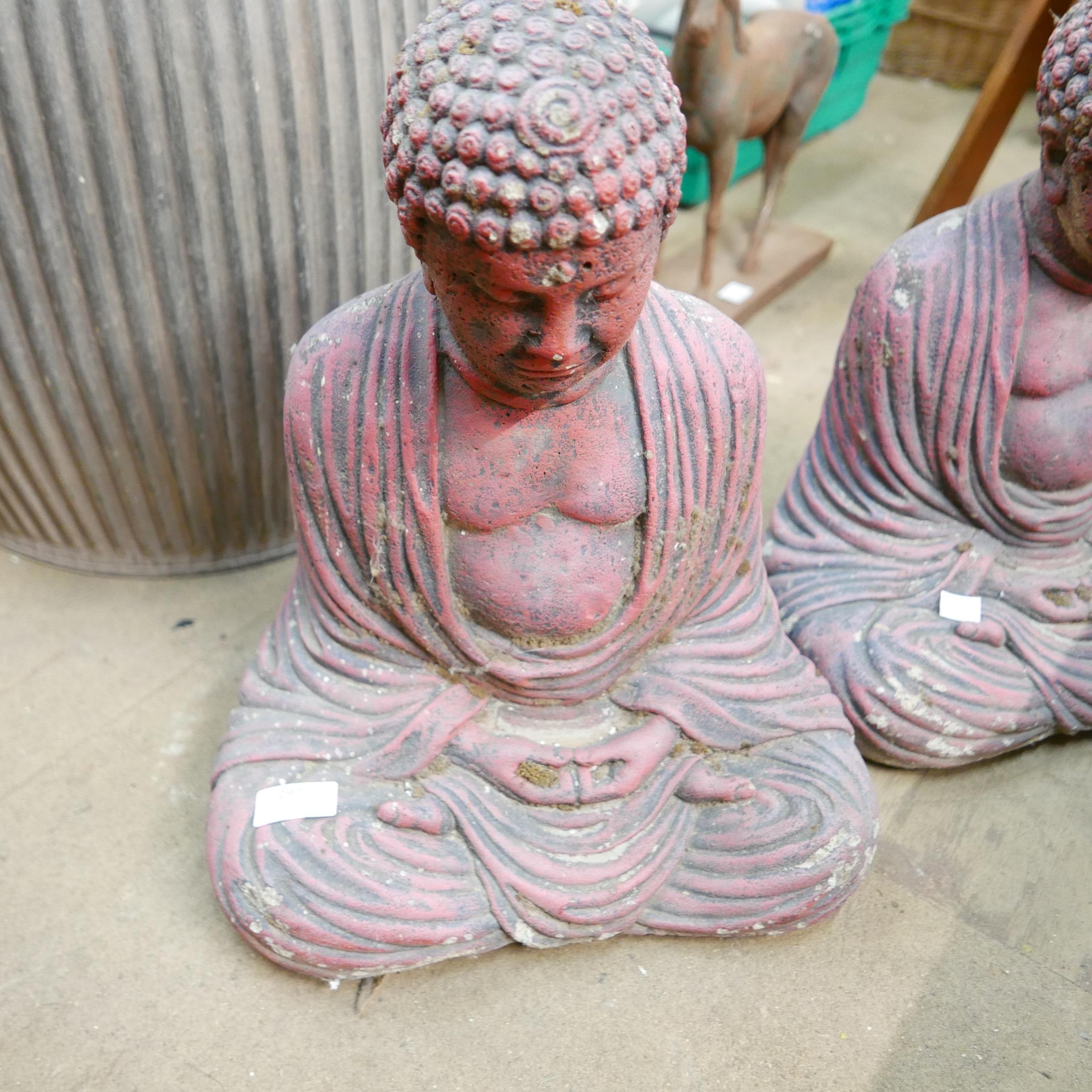 A pair of concrete garden figures of Buddhas - Image 2 of 3