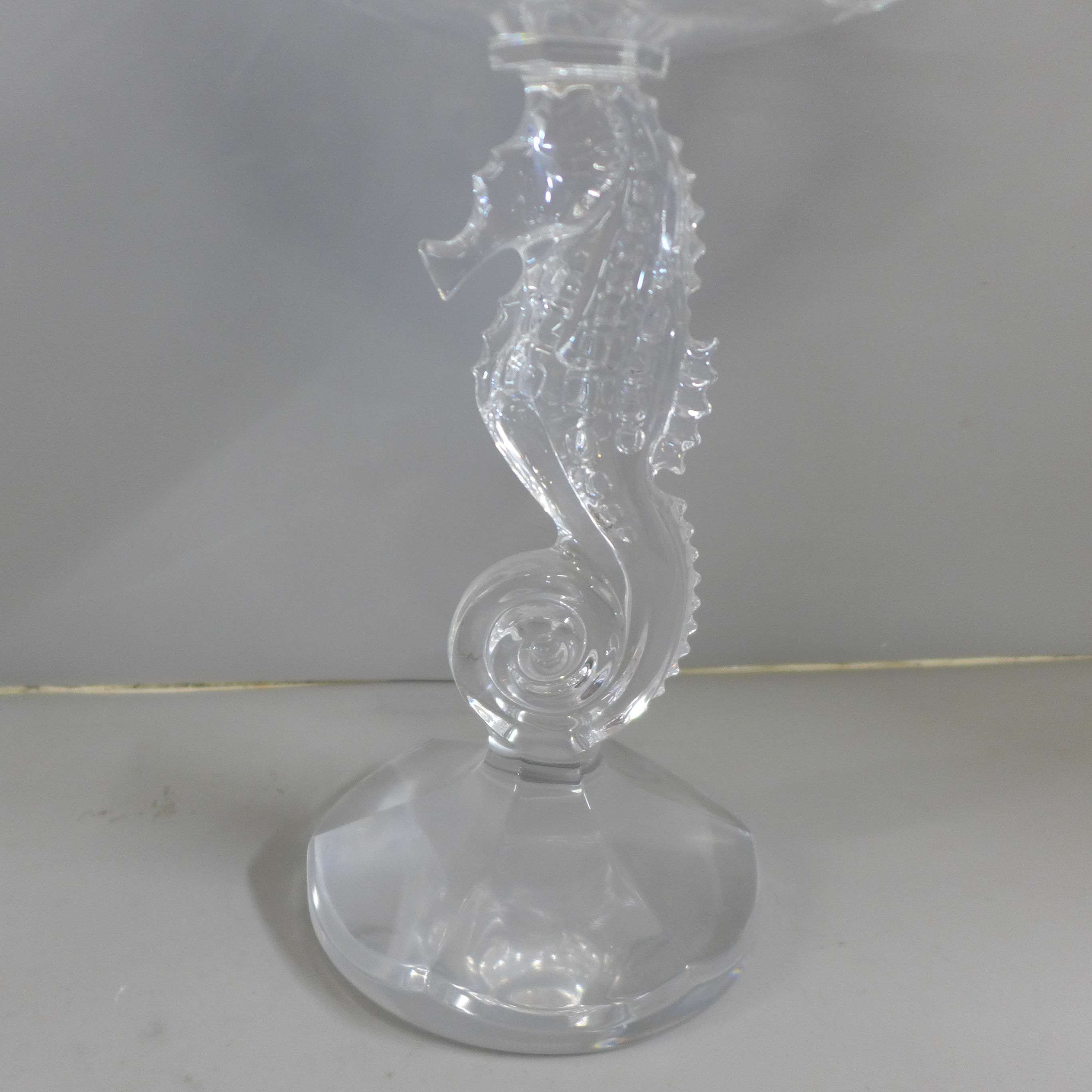 A Waterford Crystal seahorse centrepiece pedestal bowl, 31cm, boxed - Image 2 of 6