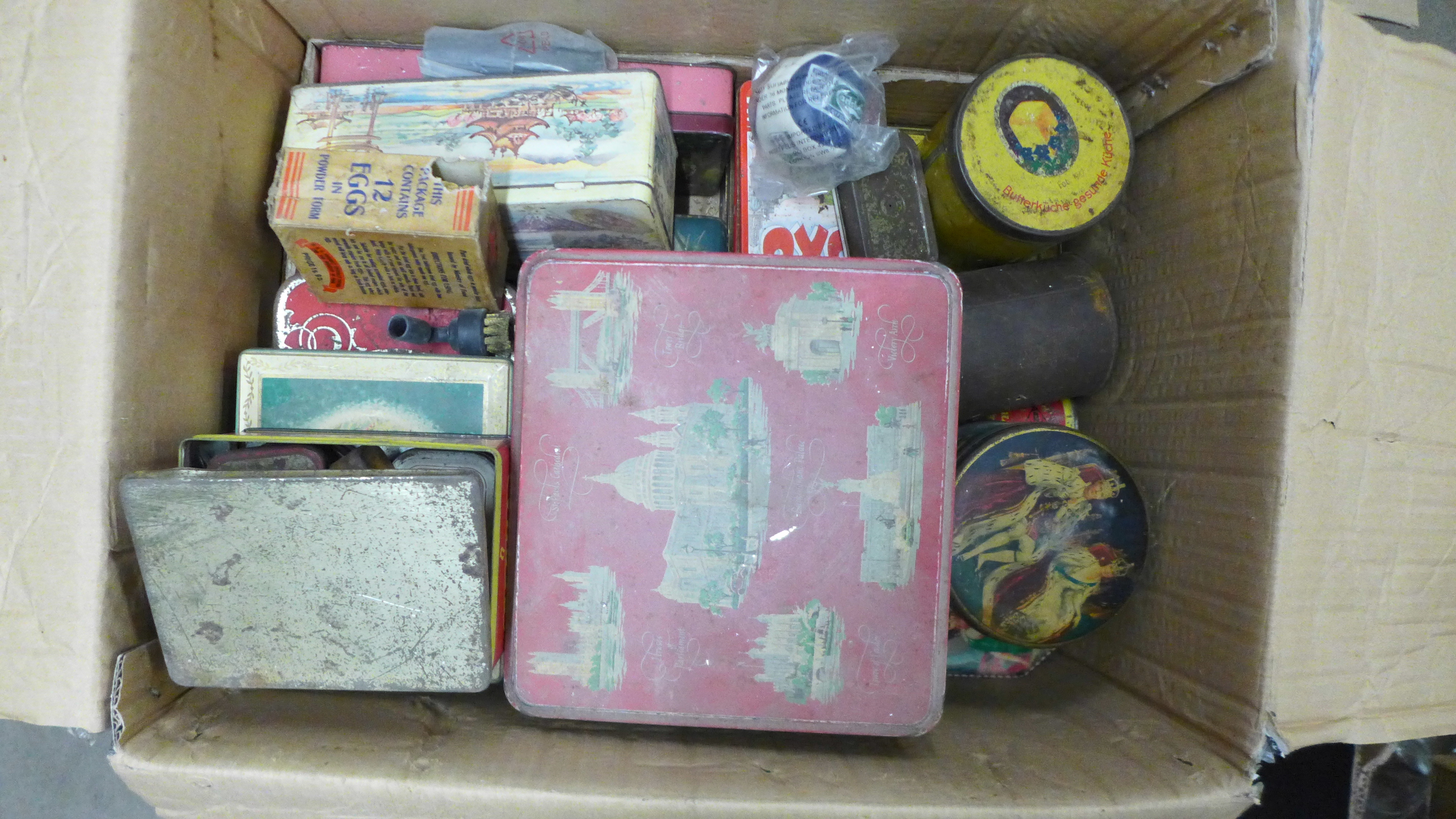 A large collection of mid 20th Century and later tins **PLEASE NOTE THIS LOT IS NOT ELIGIBLE FOR - Image 2 of 4