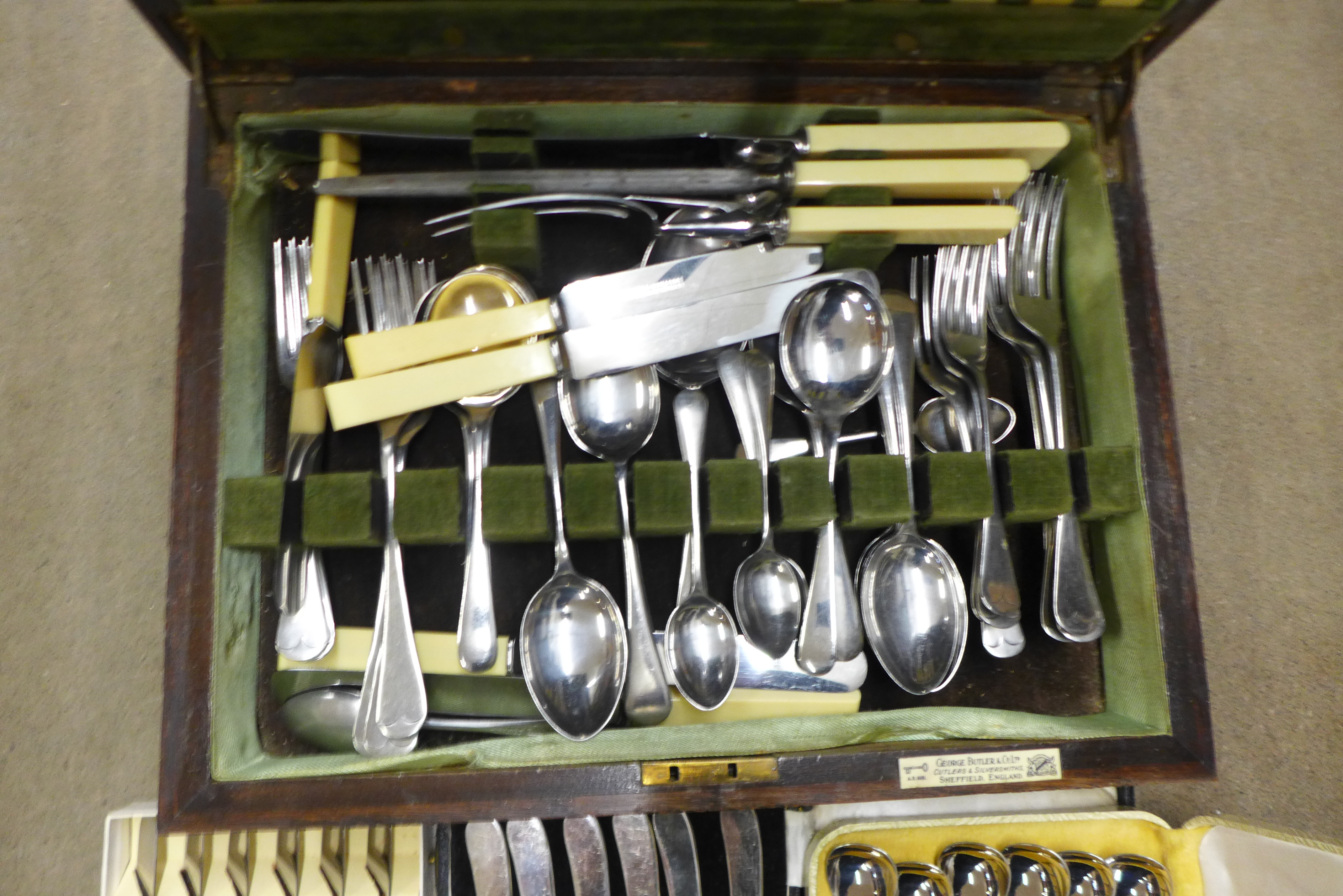A George Butler & Co. Ltd., wooden canteen of cutlery and four additional sets **PLEASE NOTE THIS - Image 4 of 4