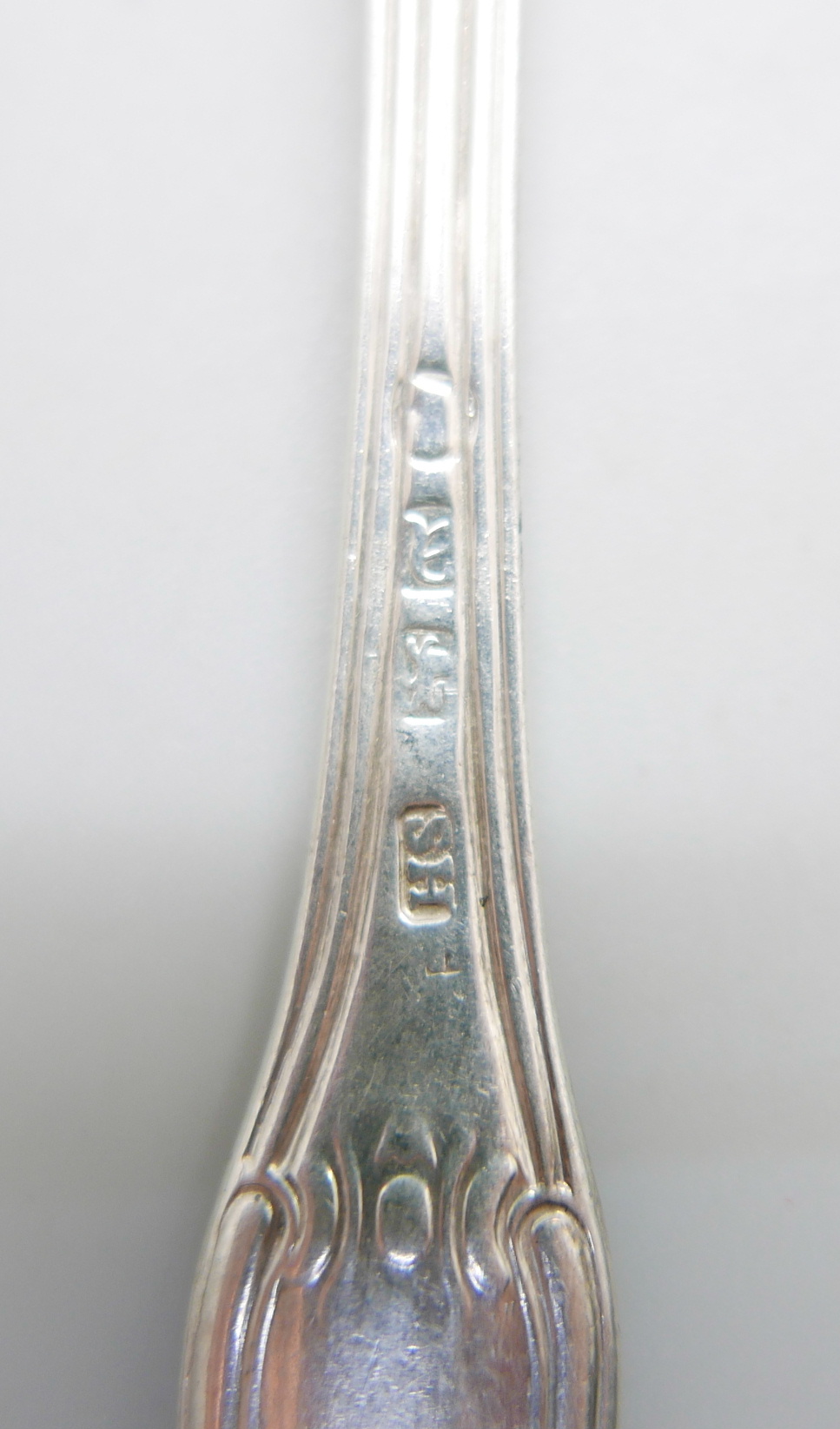 Three silver Kings pattern spoons, London 1825, and three similar silver spoons, 196g - Image 3 of 3
