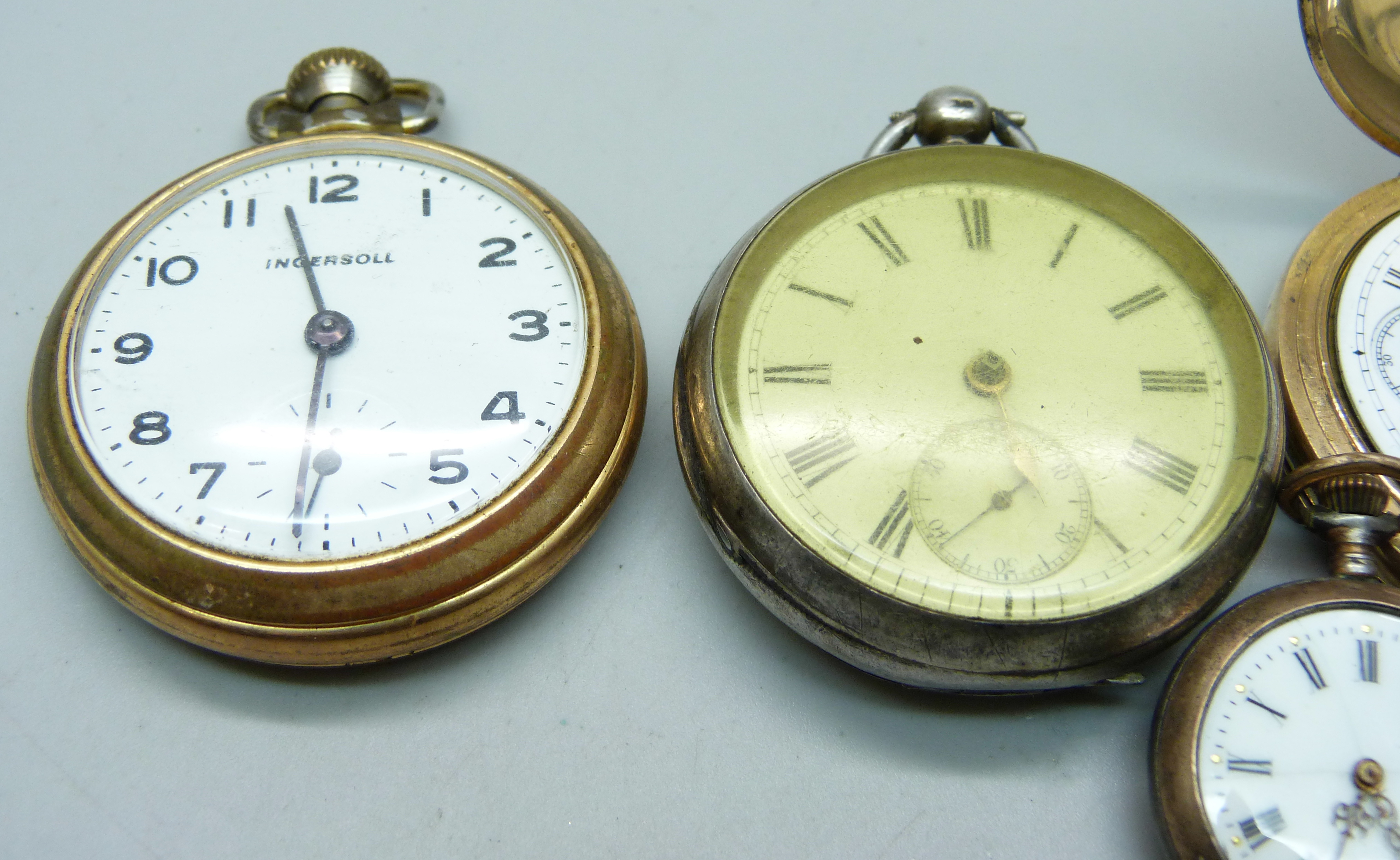 Five pocket watches including a plated Waltham Traveler, one silver cased and a fob watch, (5) - Image 2 of 4