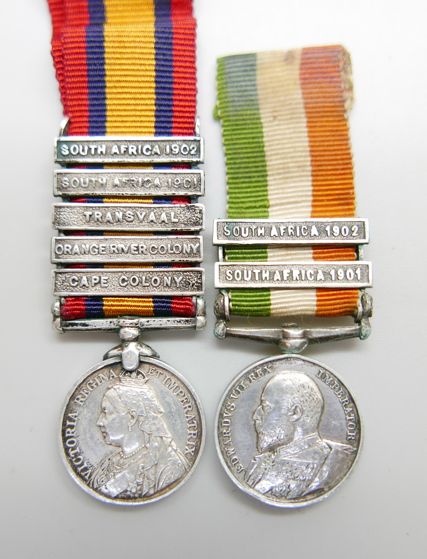 A Queen's South Africa Medal, 6 bars, and a King's South Africa Medal, 2 bars, 13211 Dvr. E. - Image 7 of 7