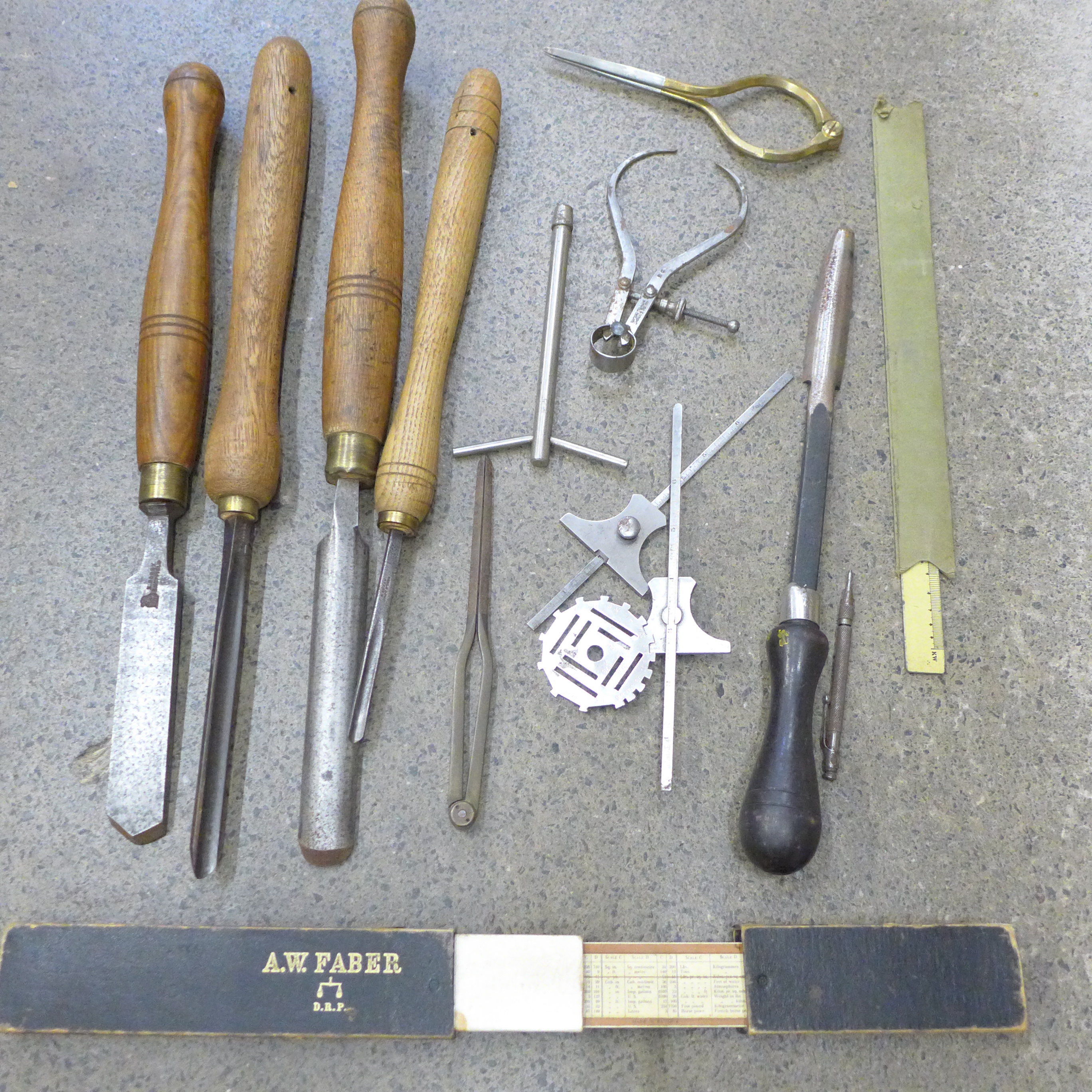 Five carving chisels and engineering items including depth gauges and calipers