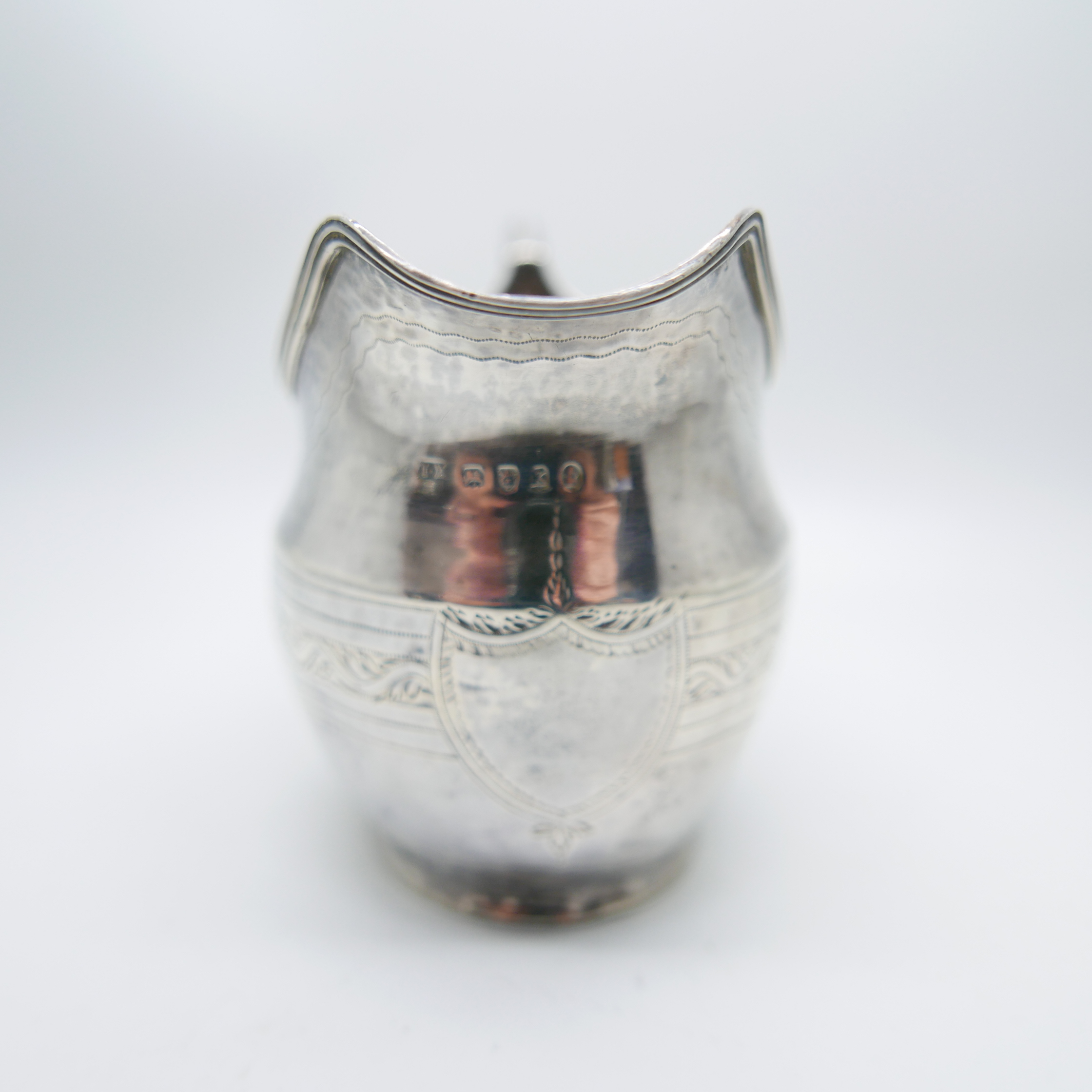 A George III silver cream jug, by John Merry, London 1805, 94.4g - Image 2 of 5