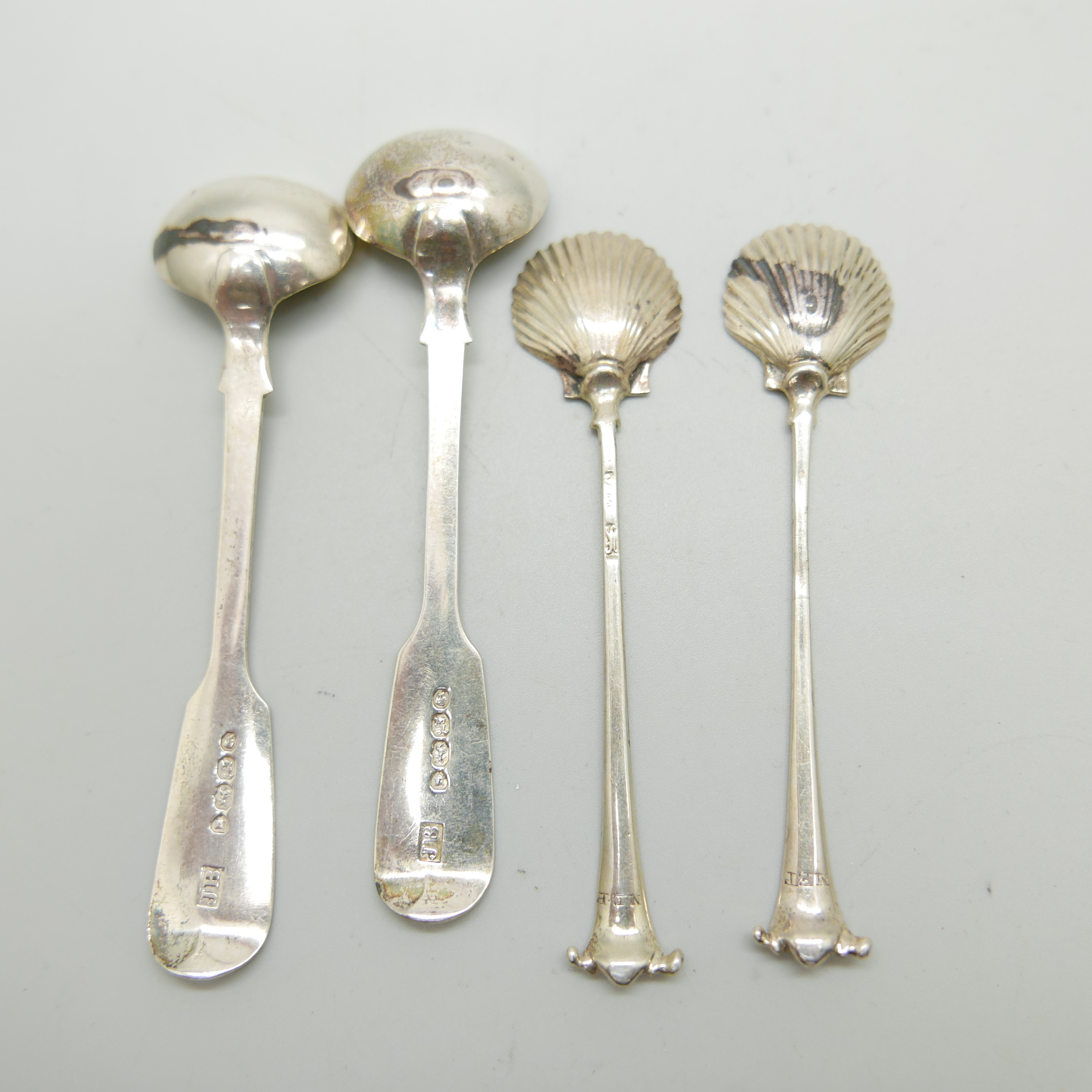 Two pairs of silver mustard spoons, one pair London 1845 - Image 2 of 4