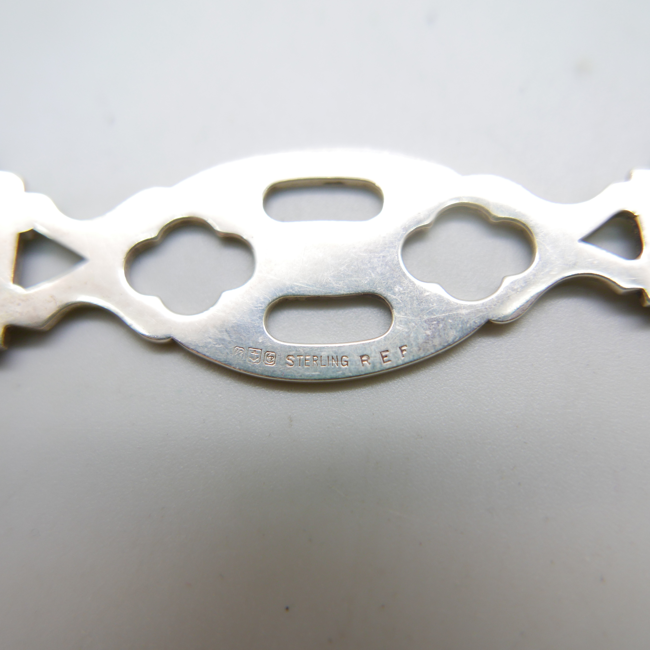 A sterling silver folding medicine spoon, 40g, length 17cm open - Image 3 of 5