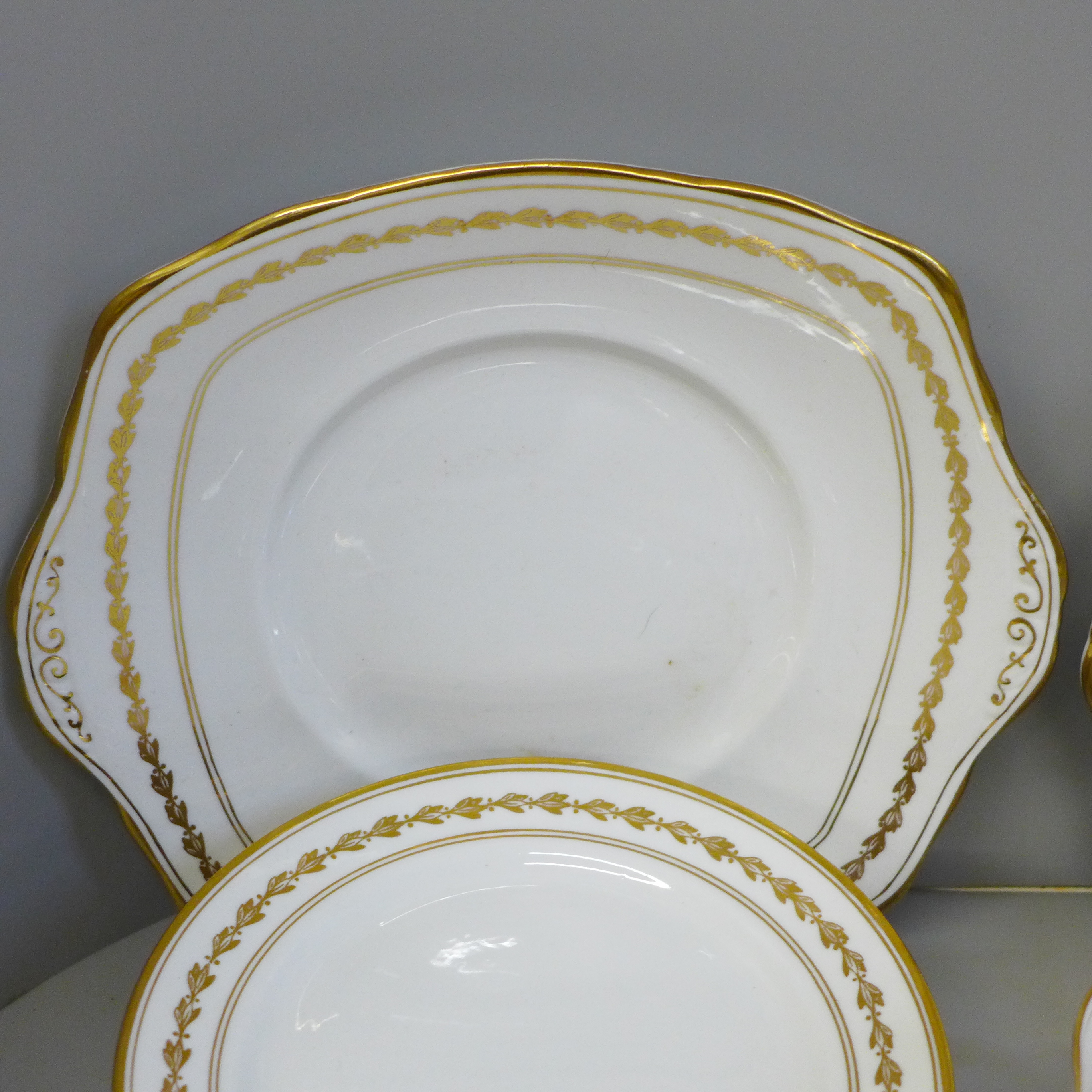 A Royal Albert 5430 tea service comprising two cake plates, twelve tea plates, eleven saucers, - Image 5 of 6