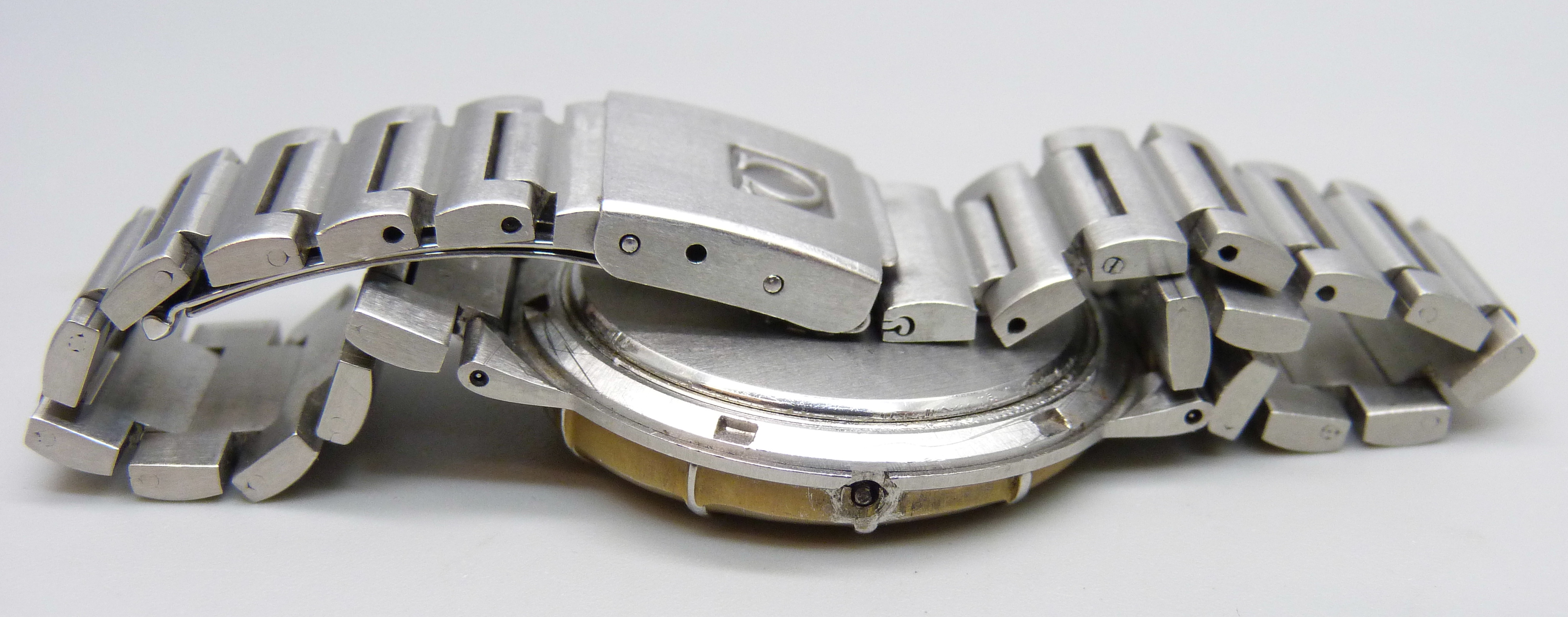 A gentleman's Omega Seamaster quartz wristwatch with date, missing crown, 33mm case - Image 3 of 6