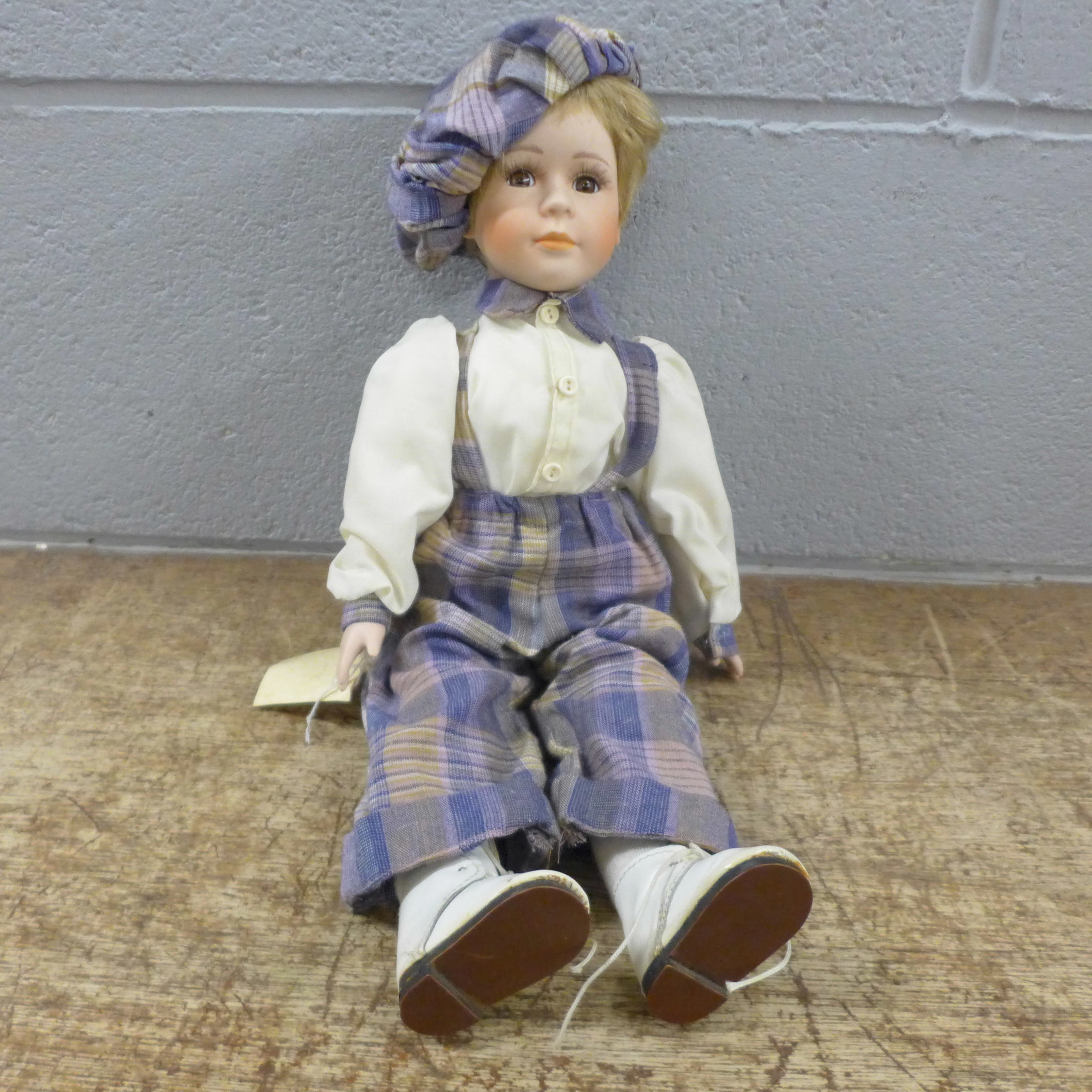 A tapesty loom/frame and a china doll **PLEASE NOTE THIS LOT IS NOT ELIGIBLE FOR IN-HOUSE POSTING - Image 2 of 2