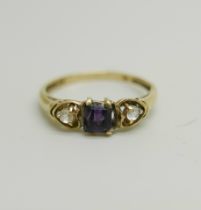 A 9ct gold, amethyst and white stone ring, 1.1g, M