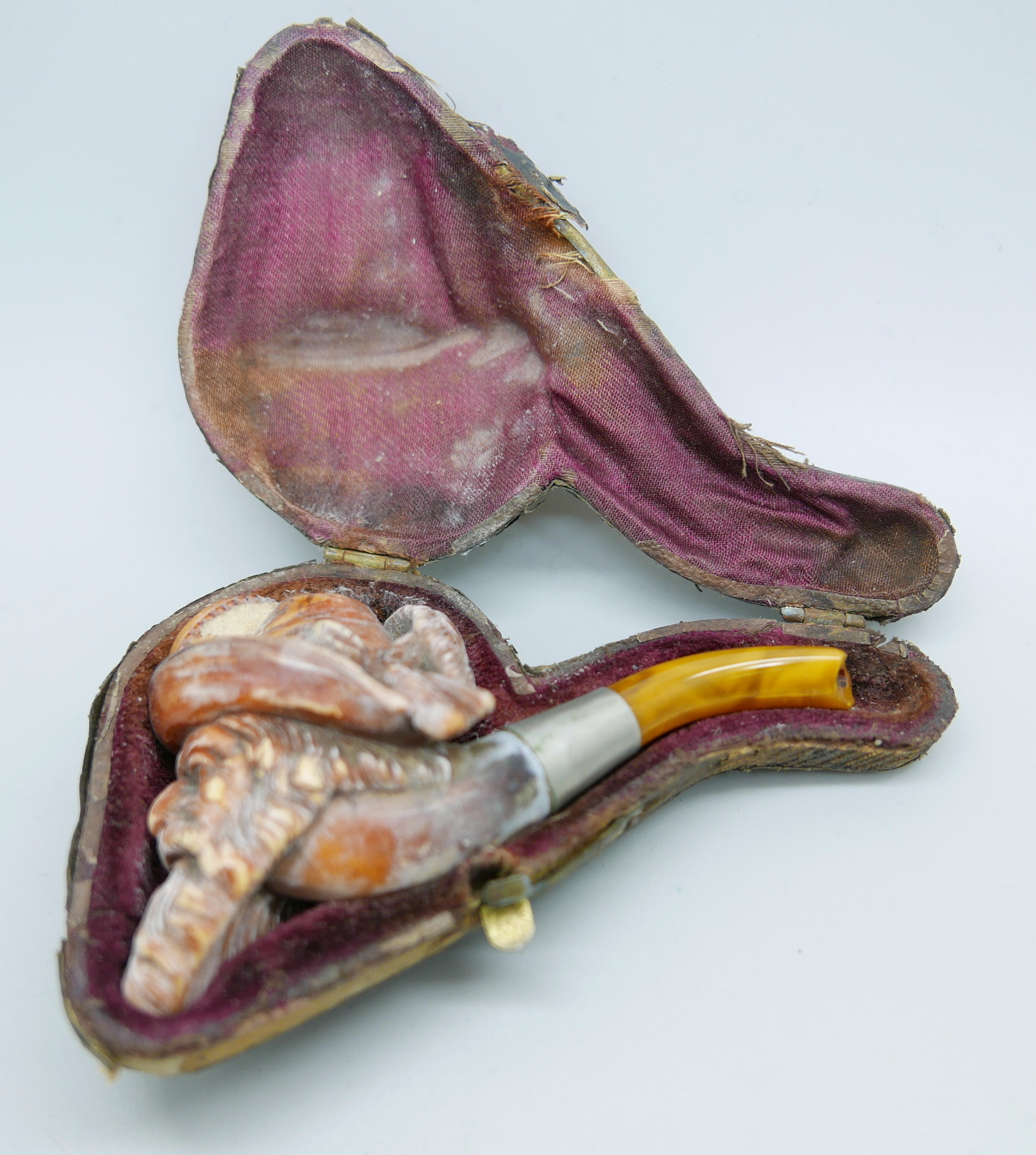 A 19th Century Meerschaum pipe with amber stem, Bavarian man with beard and hat with feather - Image 4 of 5