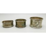 Three silver napkin rings, 71g