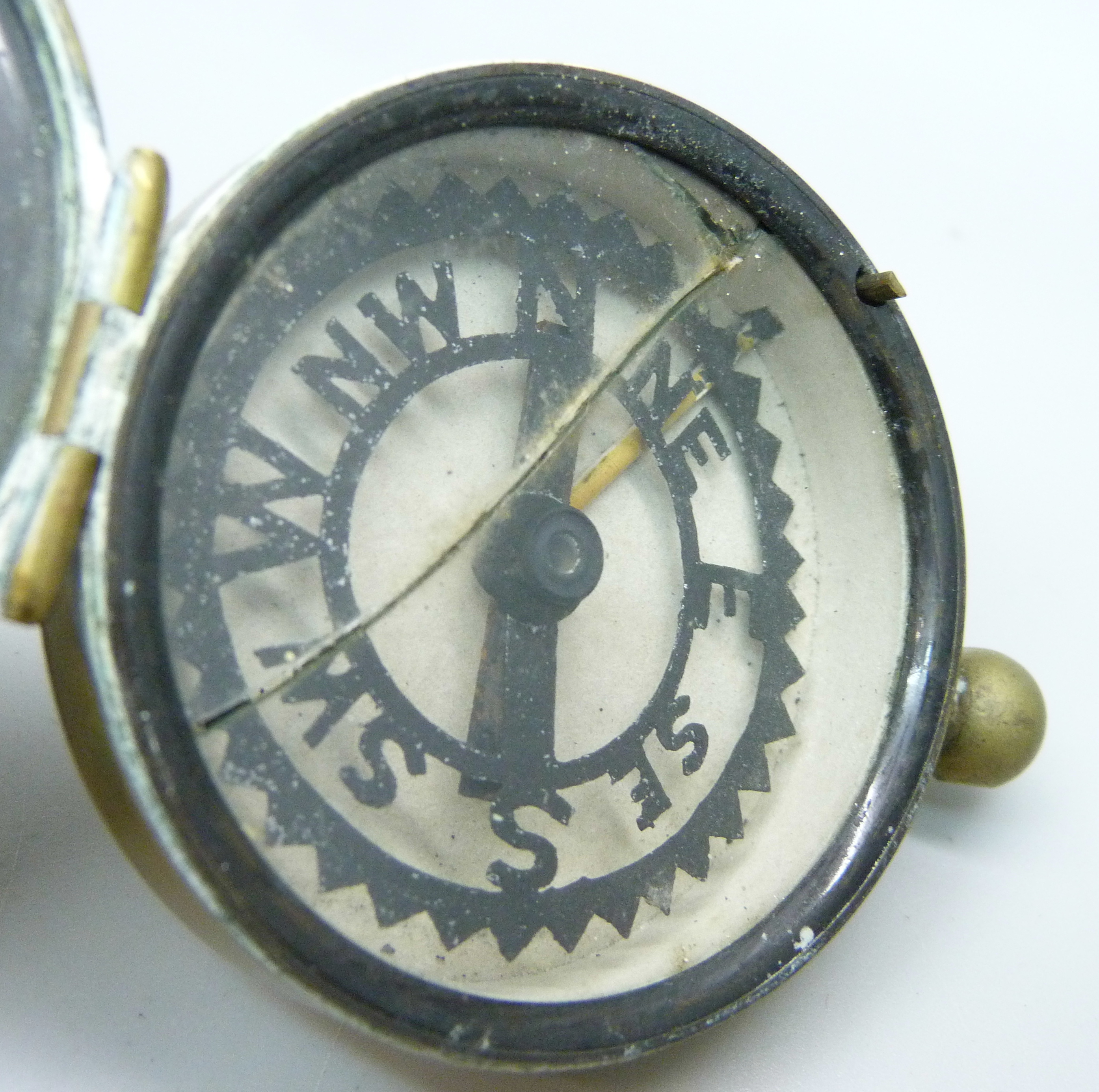 A pocket compass by Negretti & Zambra, with inscription, ''Trooper E.O. Robotham, I.Y. Jan. 10th - Image 2 of 4