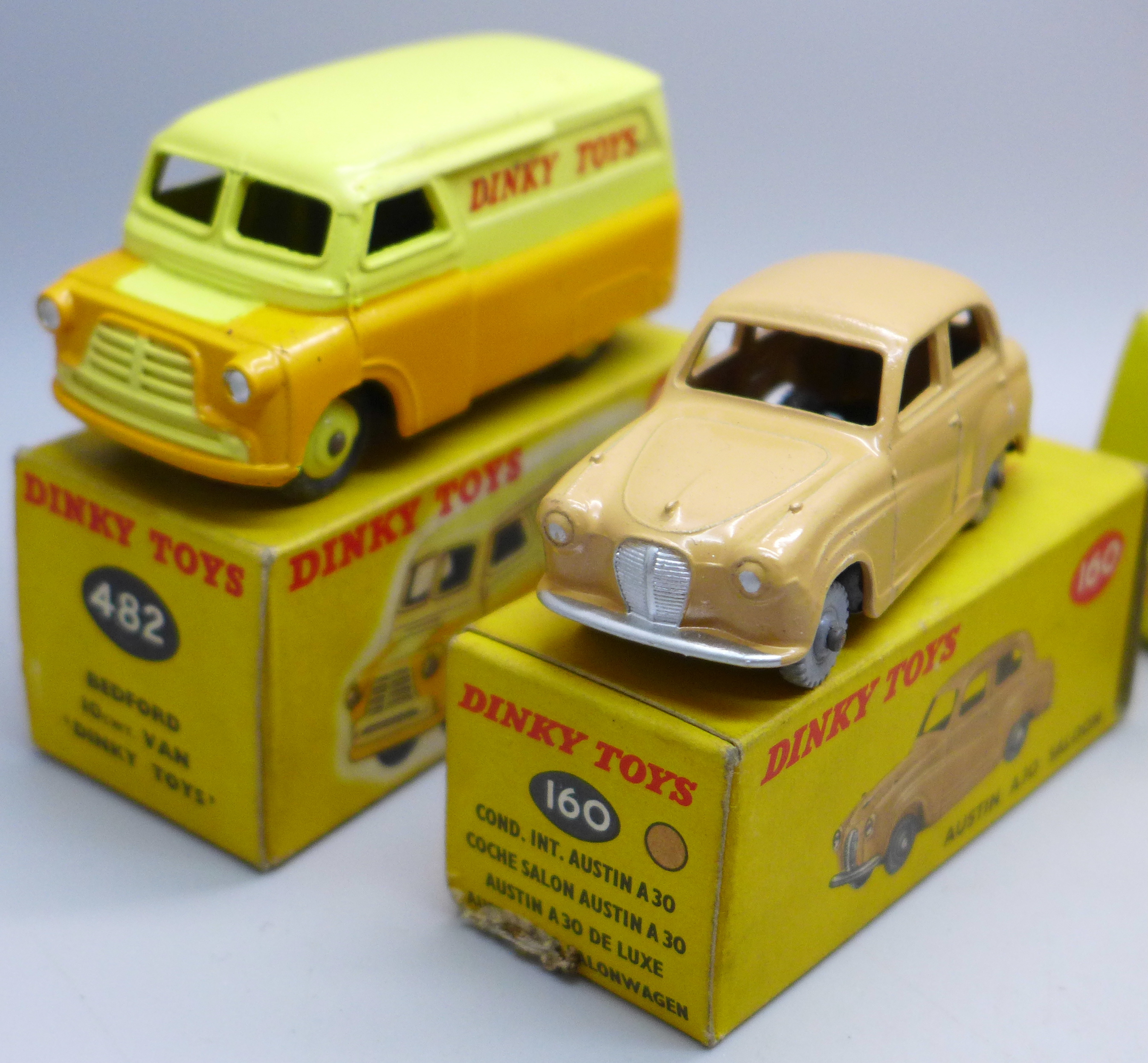 Five Dinky Toys vehicles, 160 Austin A30 Saloon, 255 Mersey Tunnel Police Van, 405 Universal Jeep, - Image 2 of 6