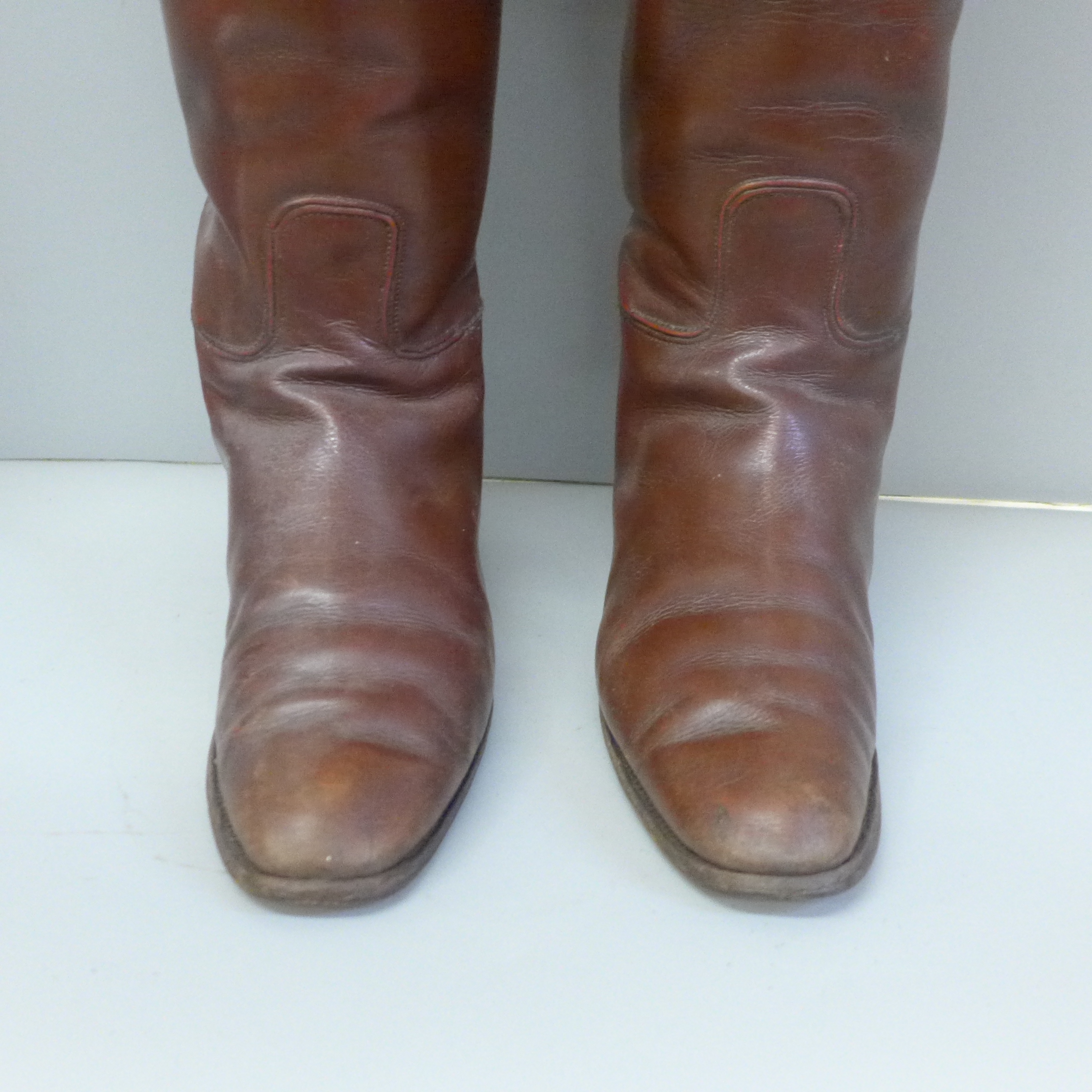A pair of lady's leather riding boots, size 6 - Image 3 of 4
