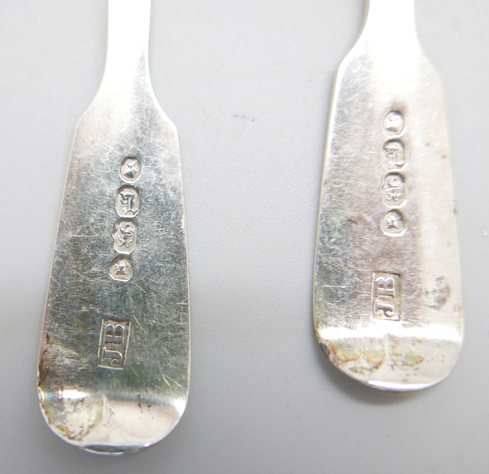 Two pairs of silver mustard spoons, one pair London 1845 - Image 3 of 4