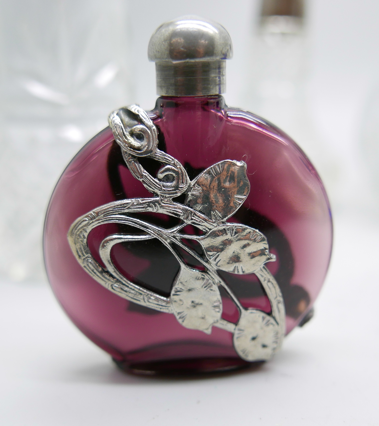 Seven scent bottles including silver mounted, one a/f - Image 2 of 3