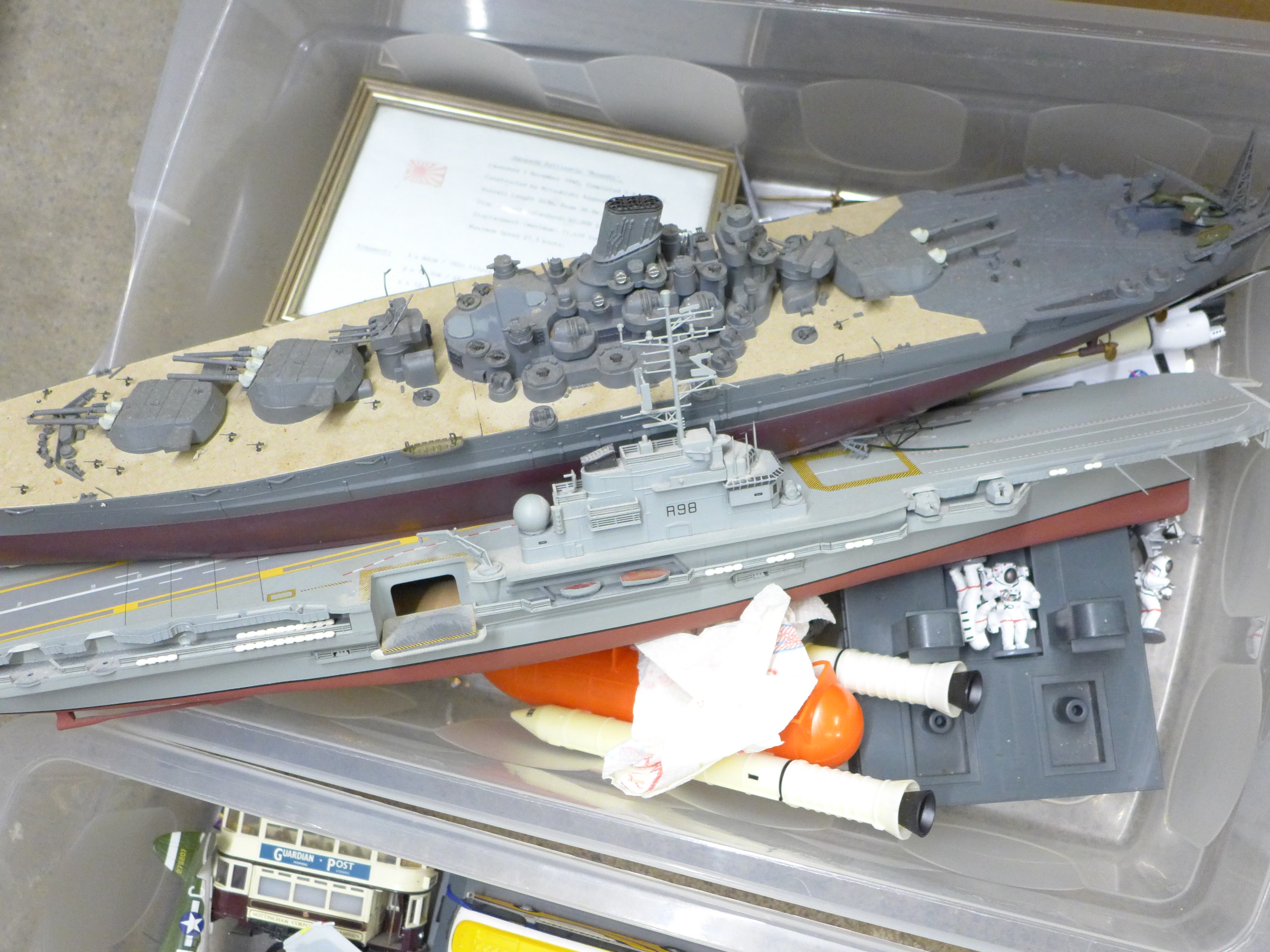 Three boxes of plastic model boat kits and a collection of die-cast model planes and buses ** - Image 3 of 4