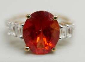 A 9ct gold and Oregon sunstone ring, 2.5g, N/O