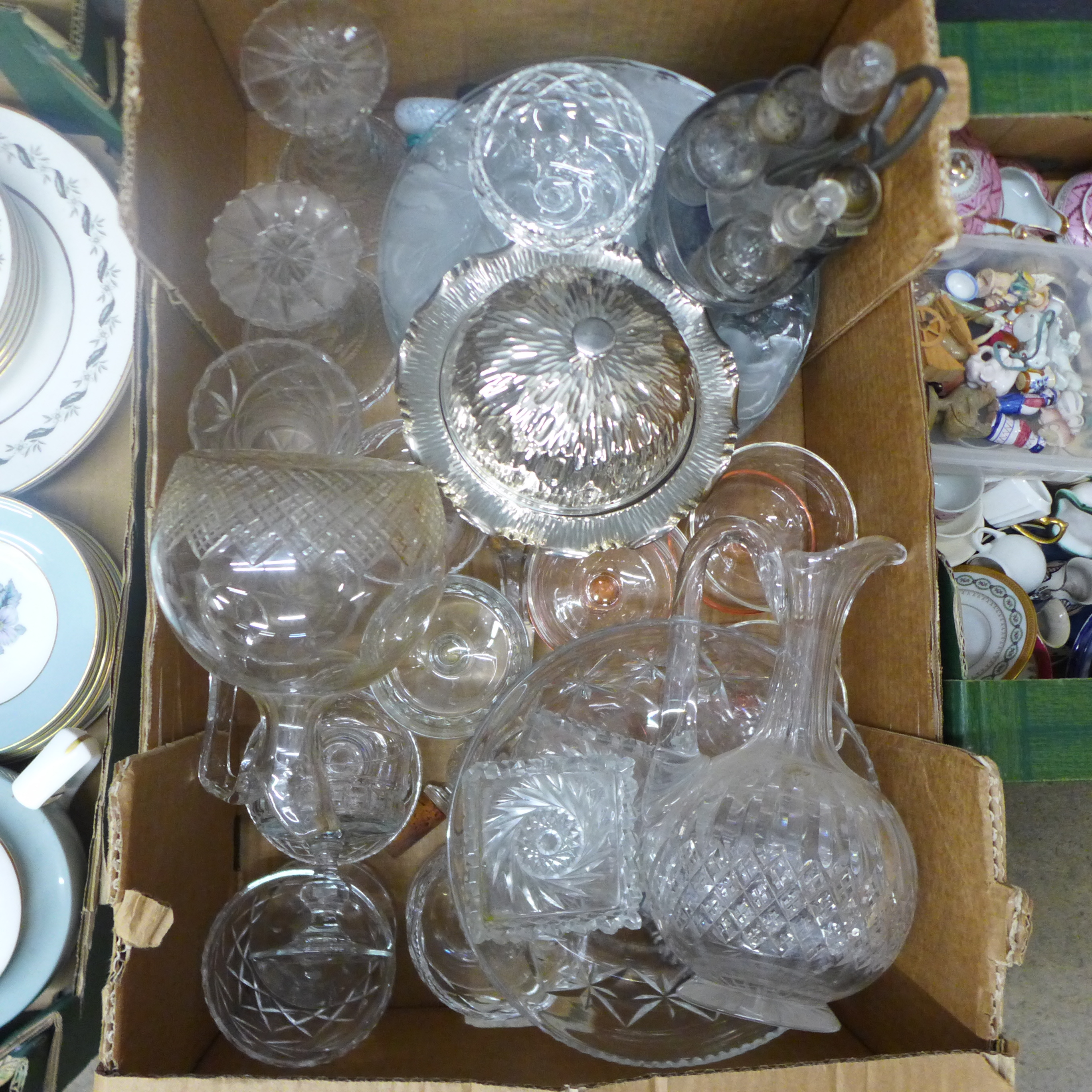 A box of assorted glassware and a box of miniature teawares **PLEASE NOTE THIS LOT IS NOT ELIGIBLE - Image 3 of 3
