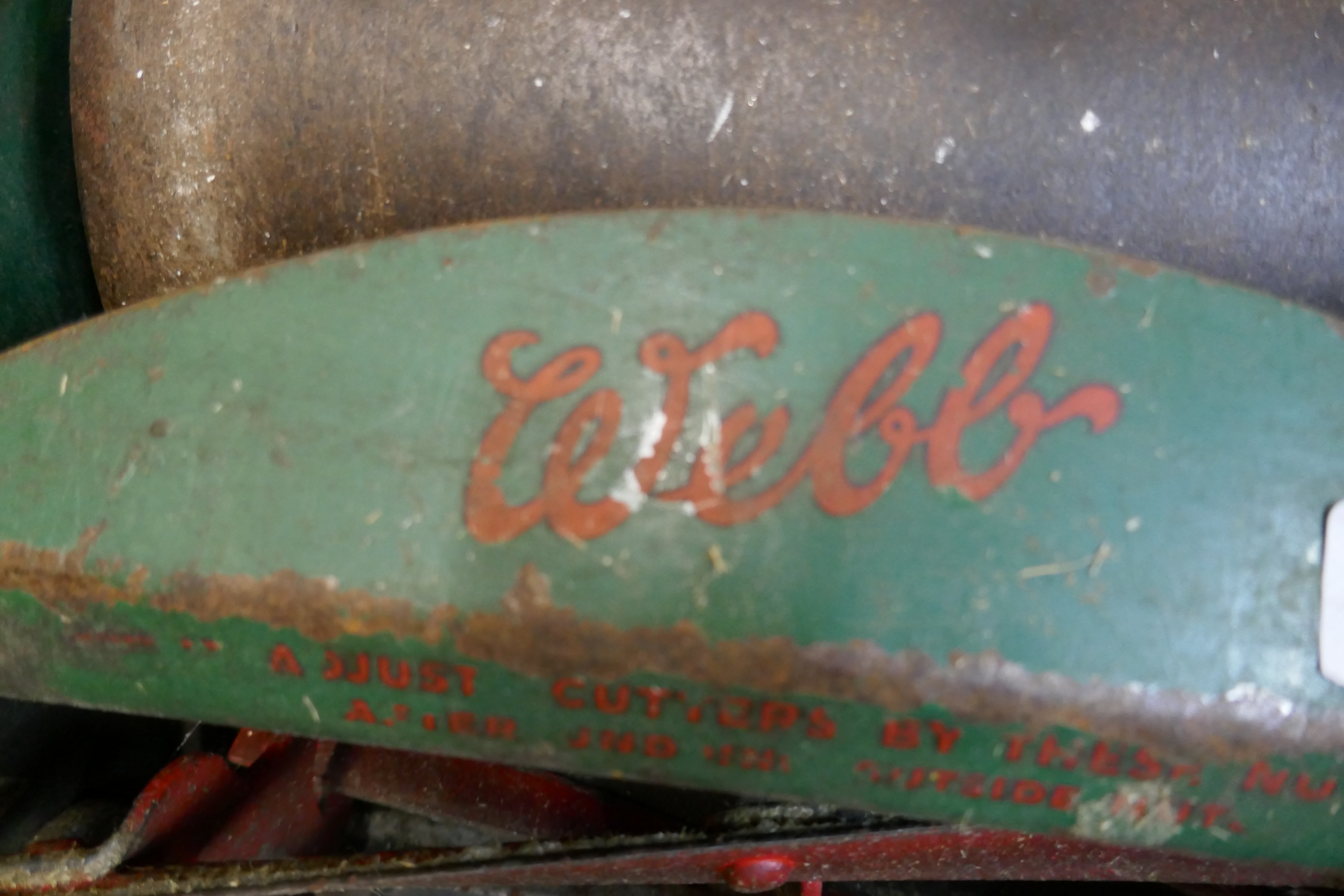 A vintage Webb lawnmower - Image 3 of 3