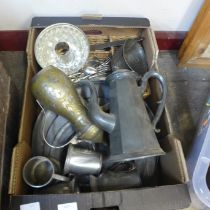 A collection of assorted brass, pewter and other metalware