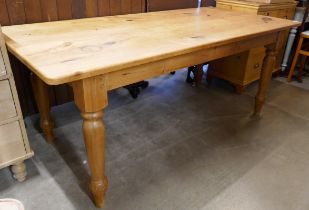 A Victorian style pine farmhouse table