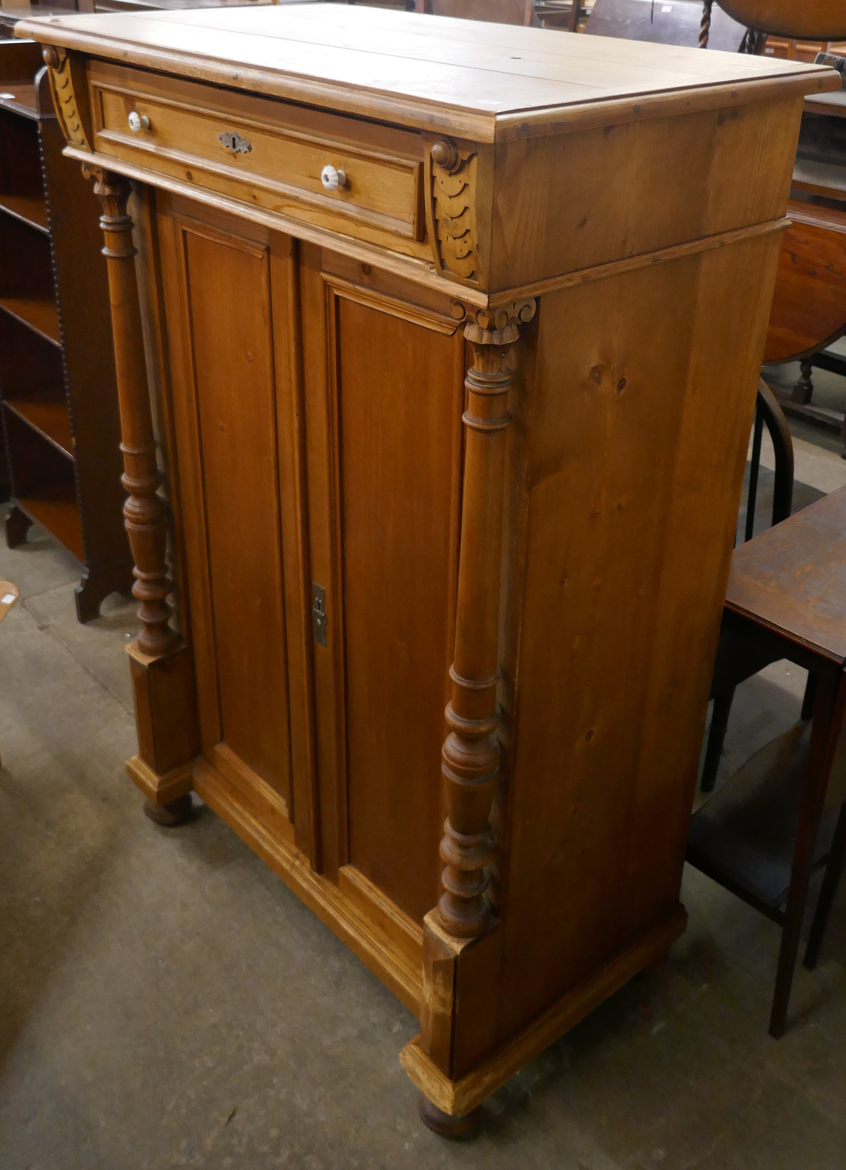 A Victorian French pine cupboard - Image 2 of 2