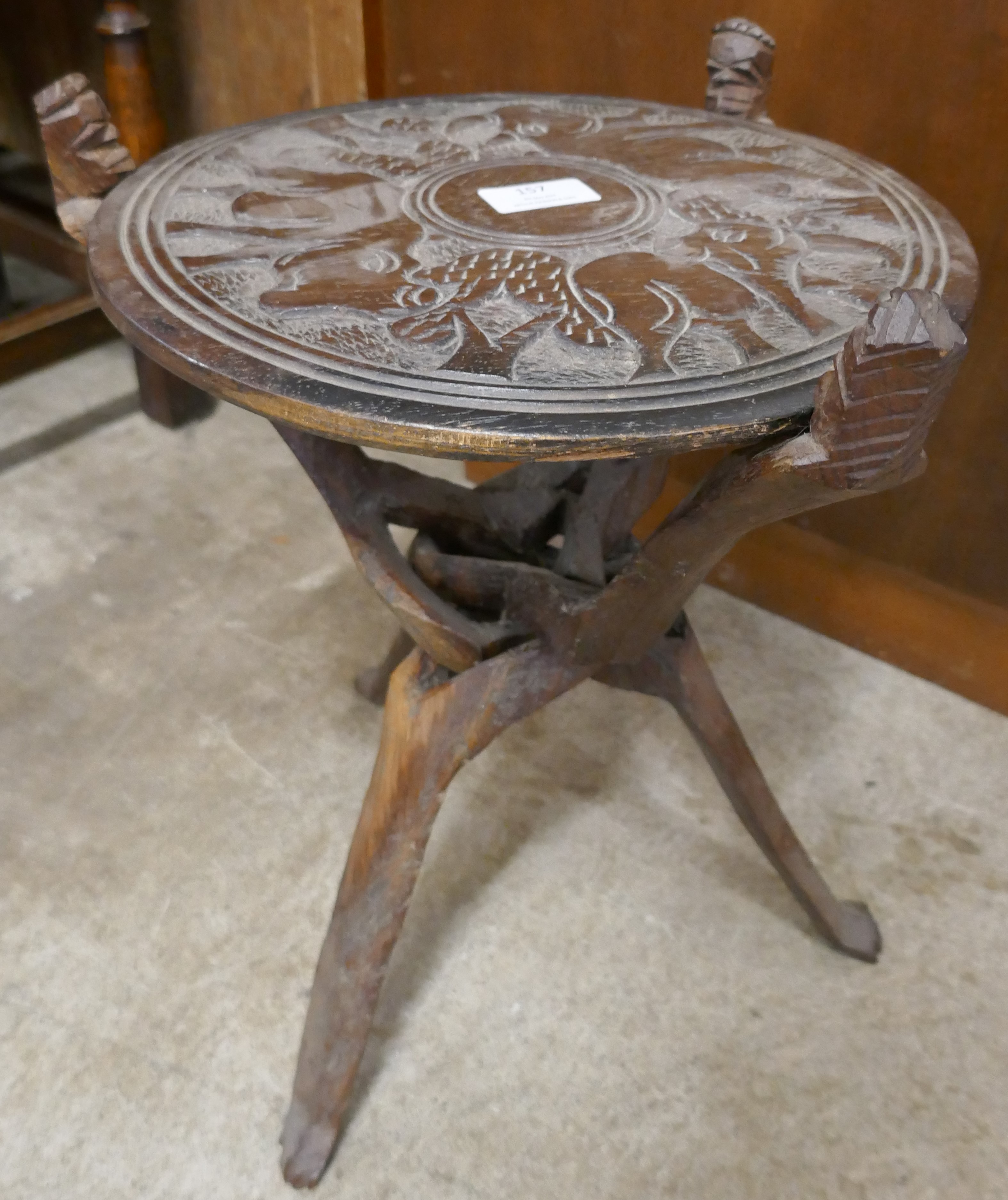 An African folk art table - Image 2 of 2