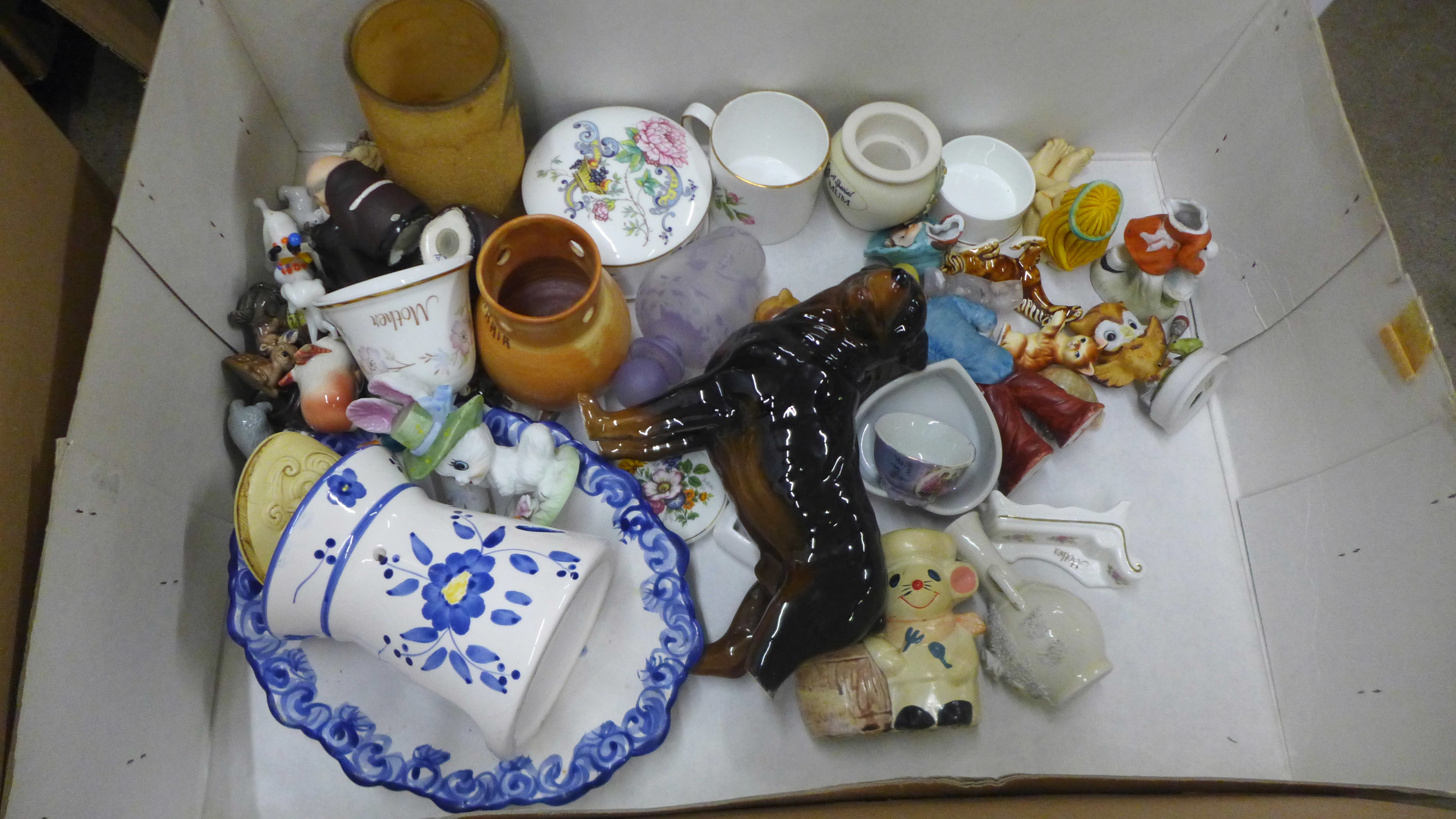 Eight boxes of mixed household china, ornaments, decorative plates, figures, blue and white china, - Image 3 of 9