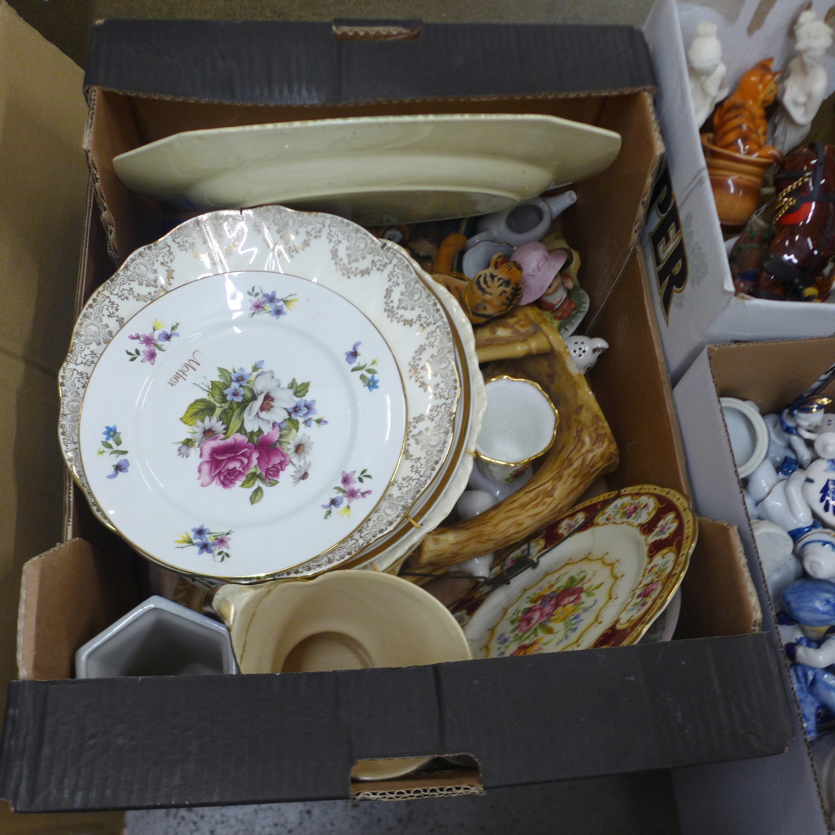 Eight boxes of mixed household china, ornaments, decorative plates, figures, blue and white china, - Image 8 of 9
