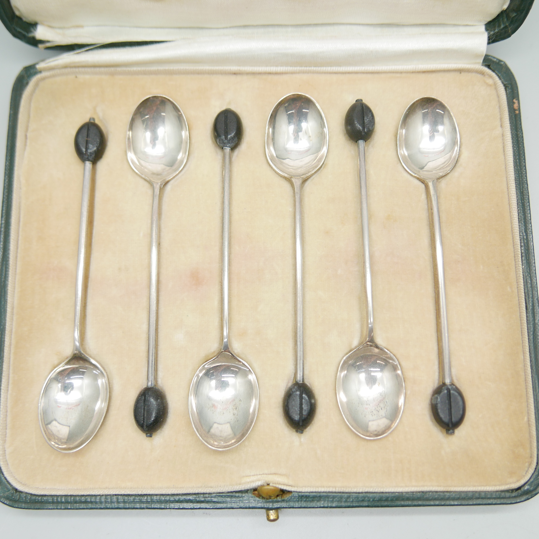 A Mappin & Webb set of six silver coffee bean spoons, 50g - Image 2 of 3