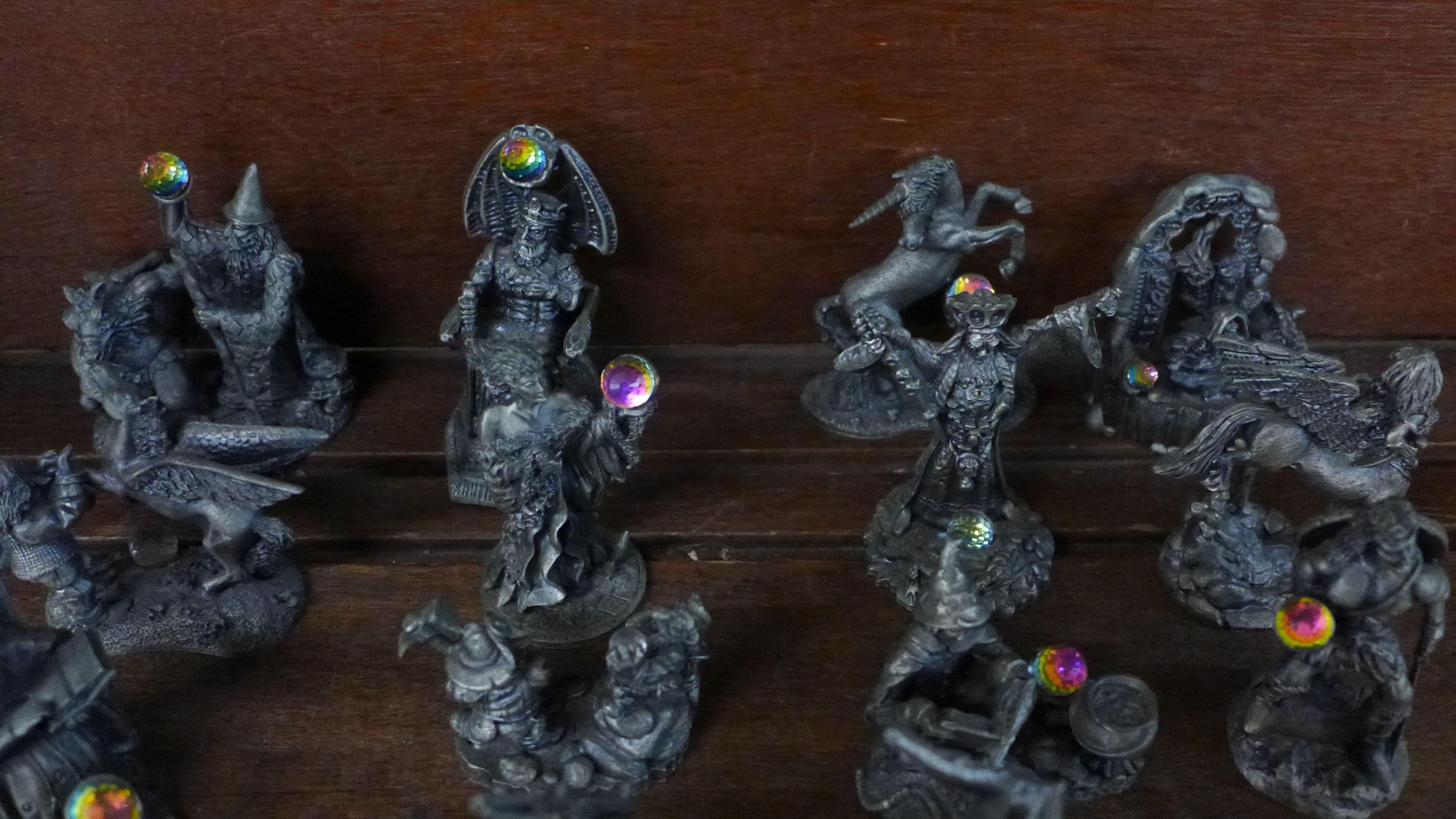 The Magic of The Crystal pewter figures (24) - Image 3 of 7