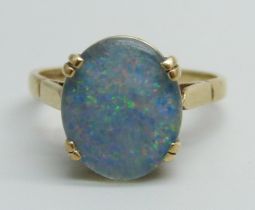 A 9ct gold and triplet opal ring, 2.6g, L/M