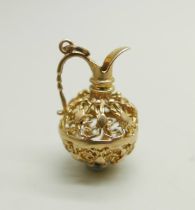 A hallmarked 9ct gold carafe charm, 6.5g