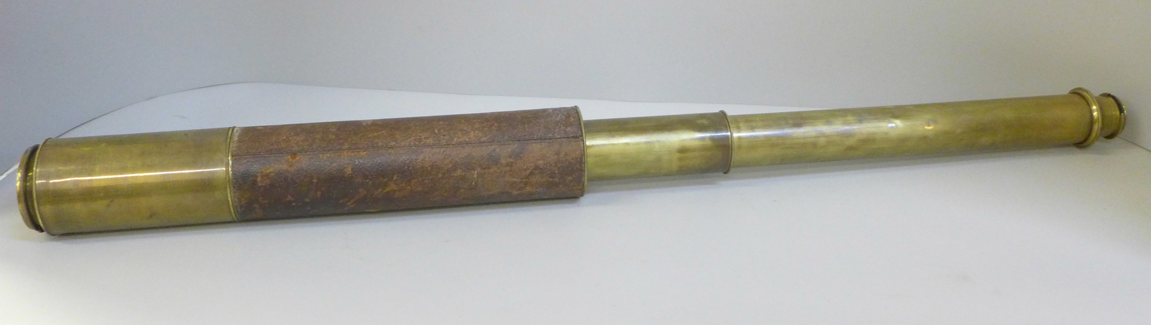 An Alfred J. Natali & Co. mid 19th Century telescope, brass body and leather covered - Image 3 of 3