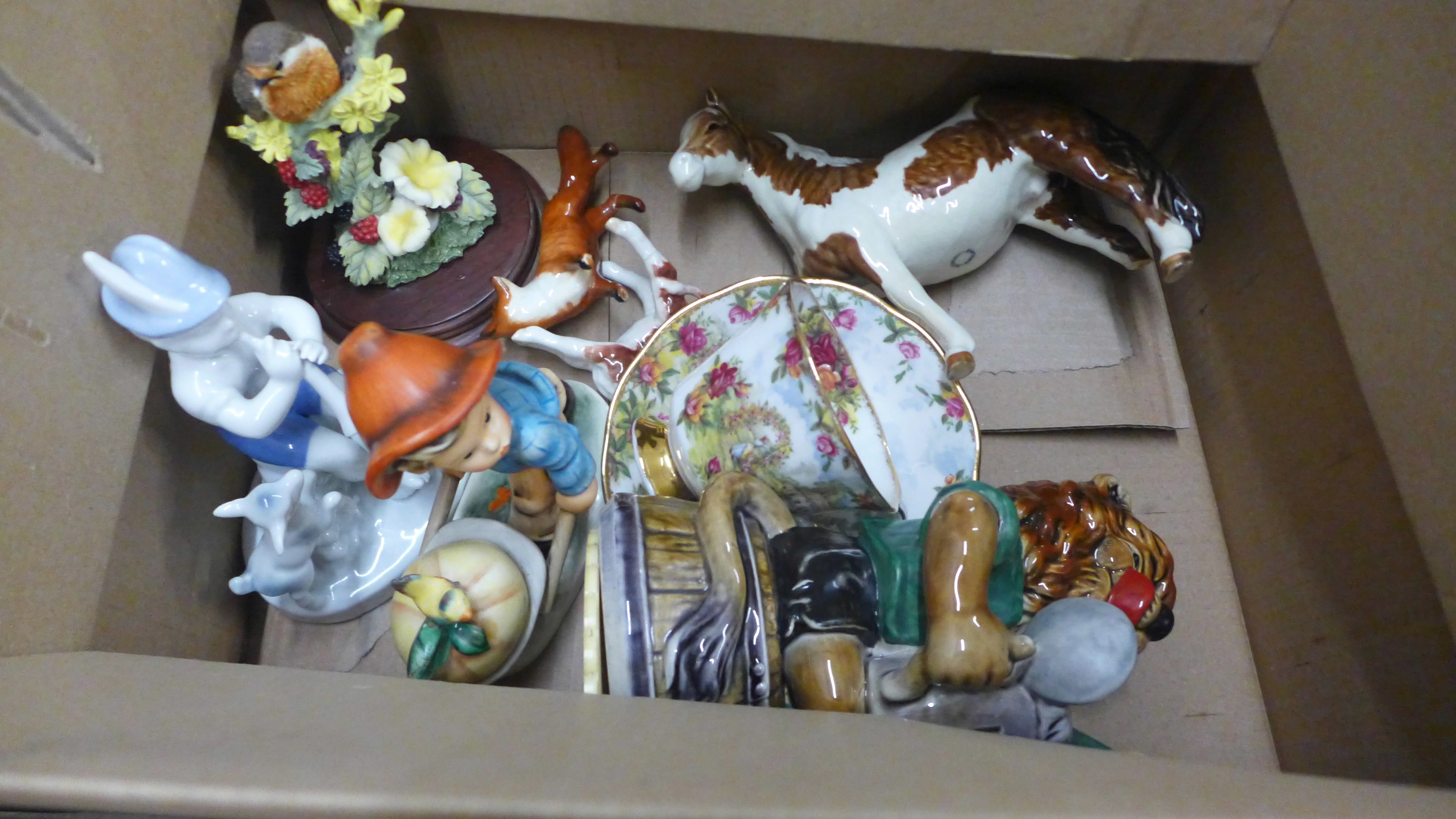 Eight boxes of mixed household china, ornaments, decorative plates, figures, blue and white china, - Image 5 of 9