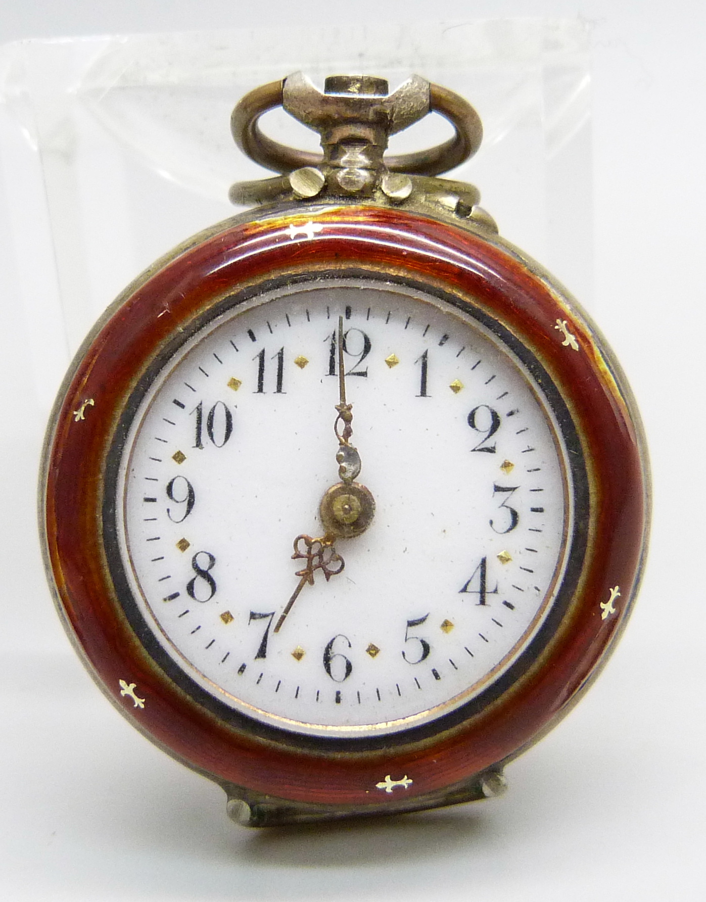A silver pocket watch with silver dial, a gold plated Tempo pocket watch and a silver gilt .800 - Image 5 of 7