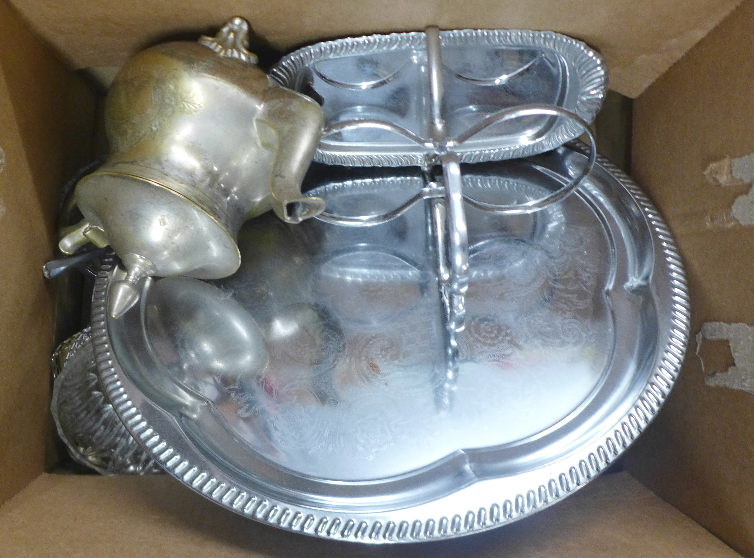 Three boxes of plated and other metalwares **PLEASE NOTE THIS LOT IS NOT ELIGIBLE FOR IN-HOUSE - Image 4 of 4