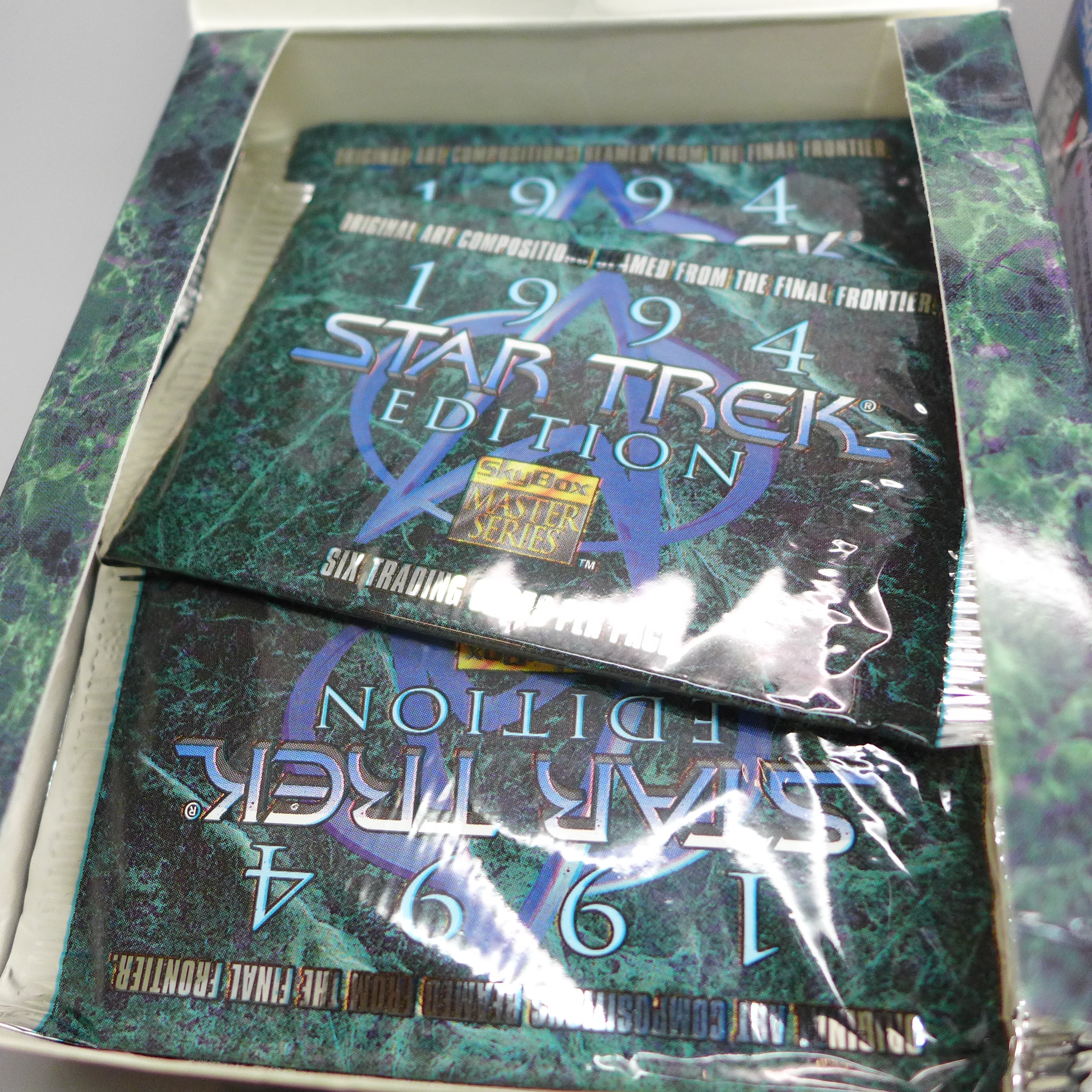 Twenty sealed packs of 1994 Star Trek Edition Sky Box Monster Series and twenty-seven sealed packs - Image 3 of 5