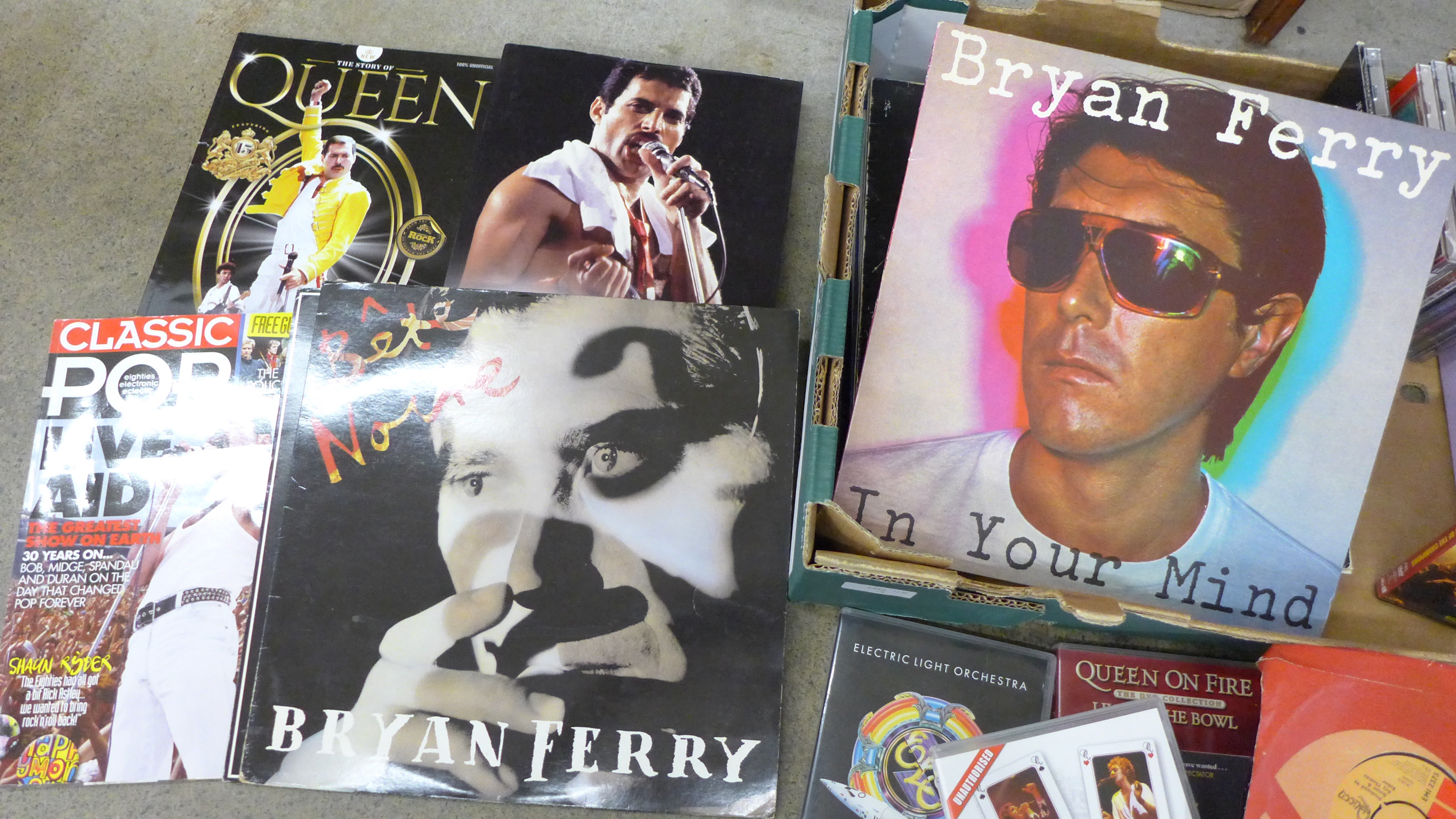 ELO CDs, mixed LP records including Bryan Ferry, Dire Straits, UB40, Moody Blues, Queen, plus - Bild 3 aus 4