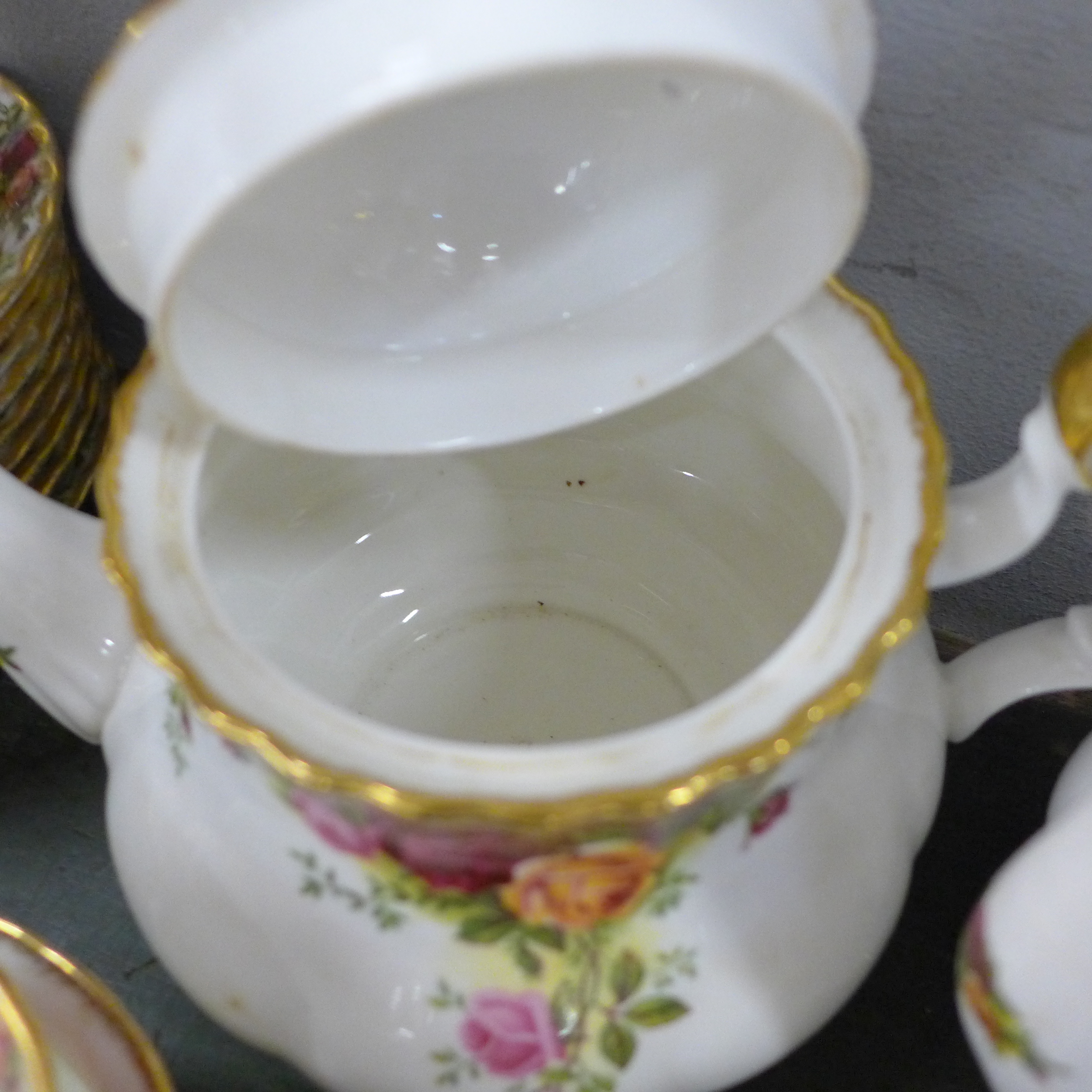 A collection of Royal Albert Old Country Roses tea and coffee wares (coffee pot and milk jug a/ - Image 10 of 11